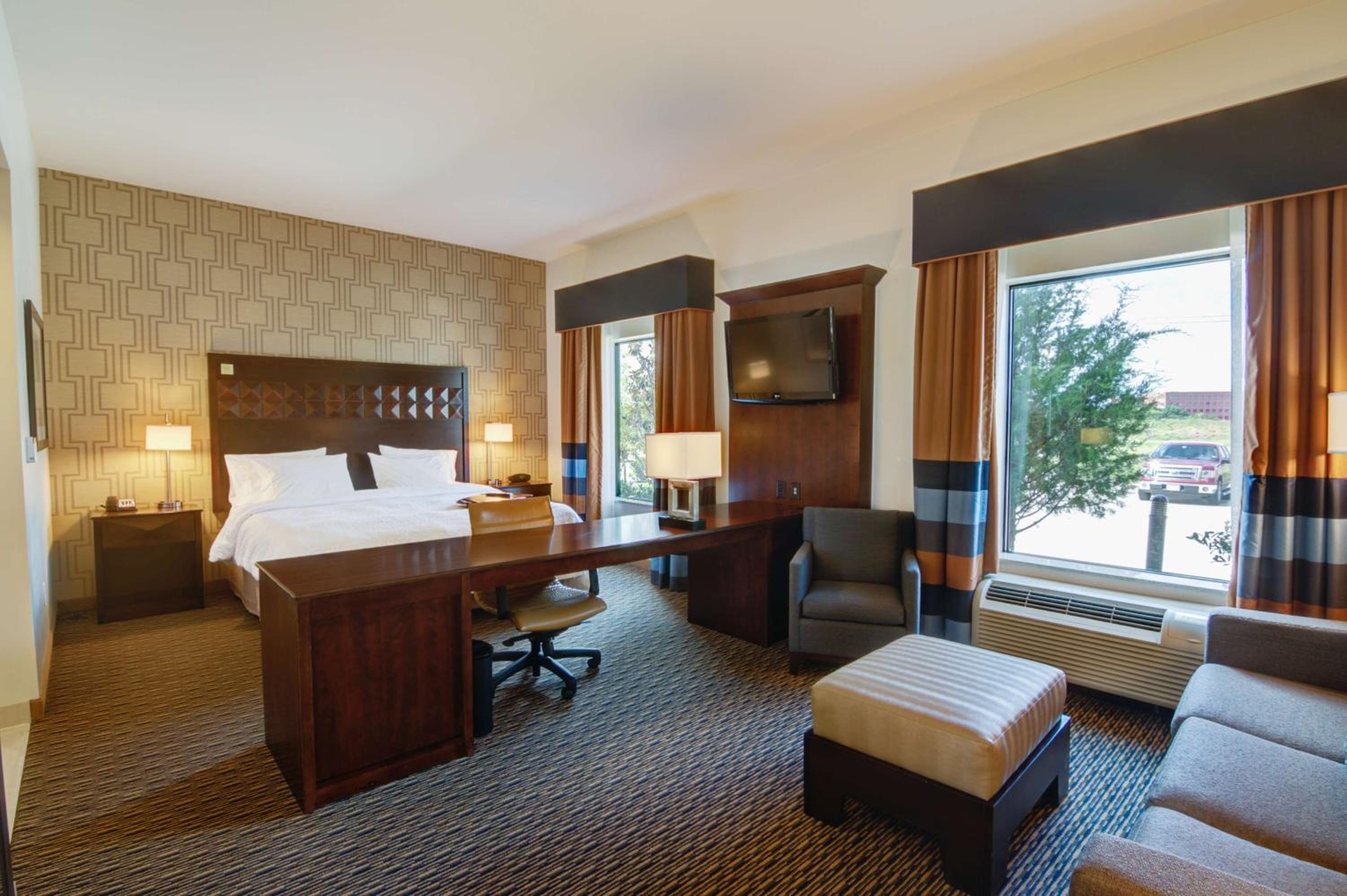 Premium Studio with One King Bed