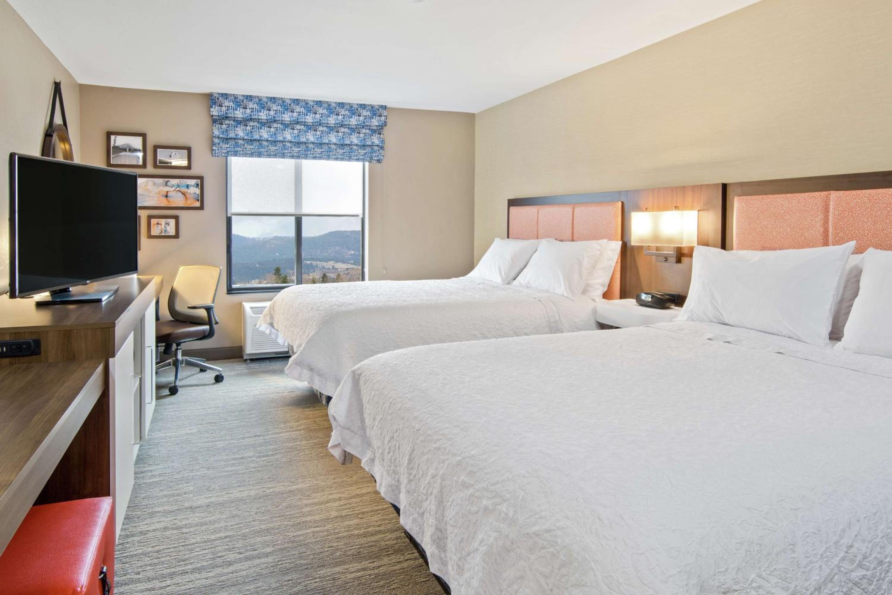Premium Queen Studio With Two Queen Beds - Non-Smoking