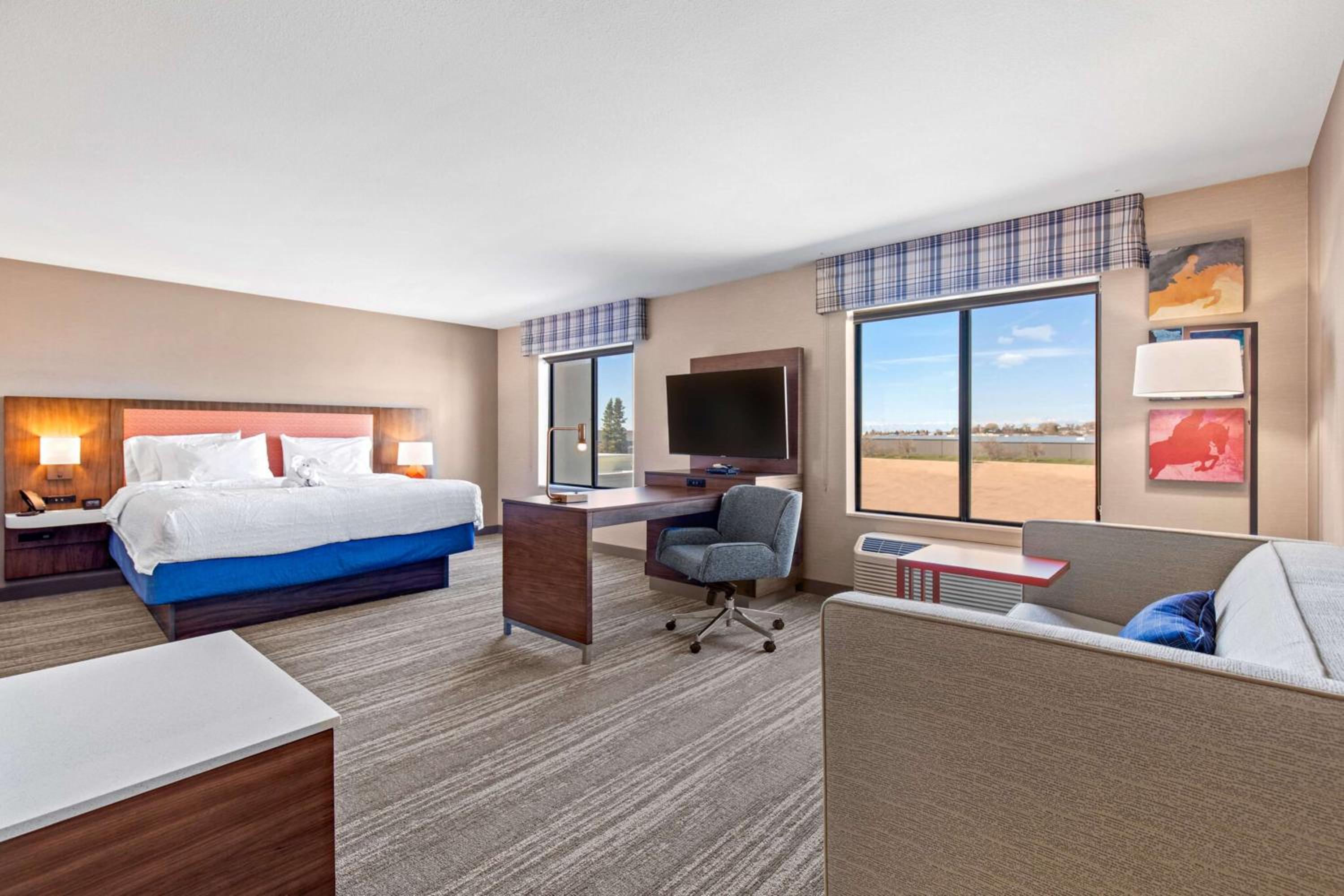 Hampton Inn & Suites Greeley, Photo 6