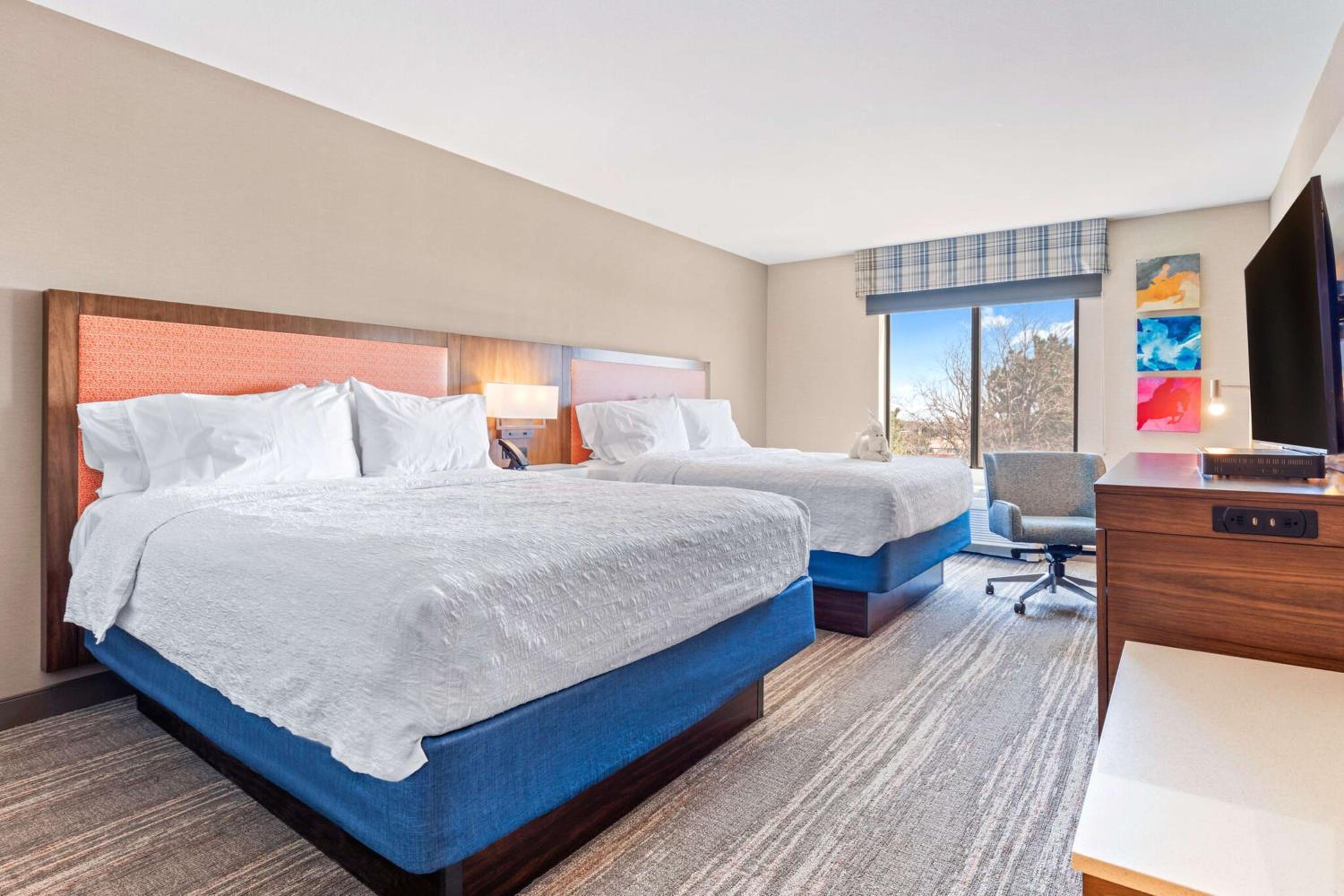 Room with Two Queen Beds - Non-Smoking