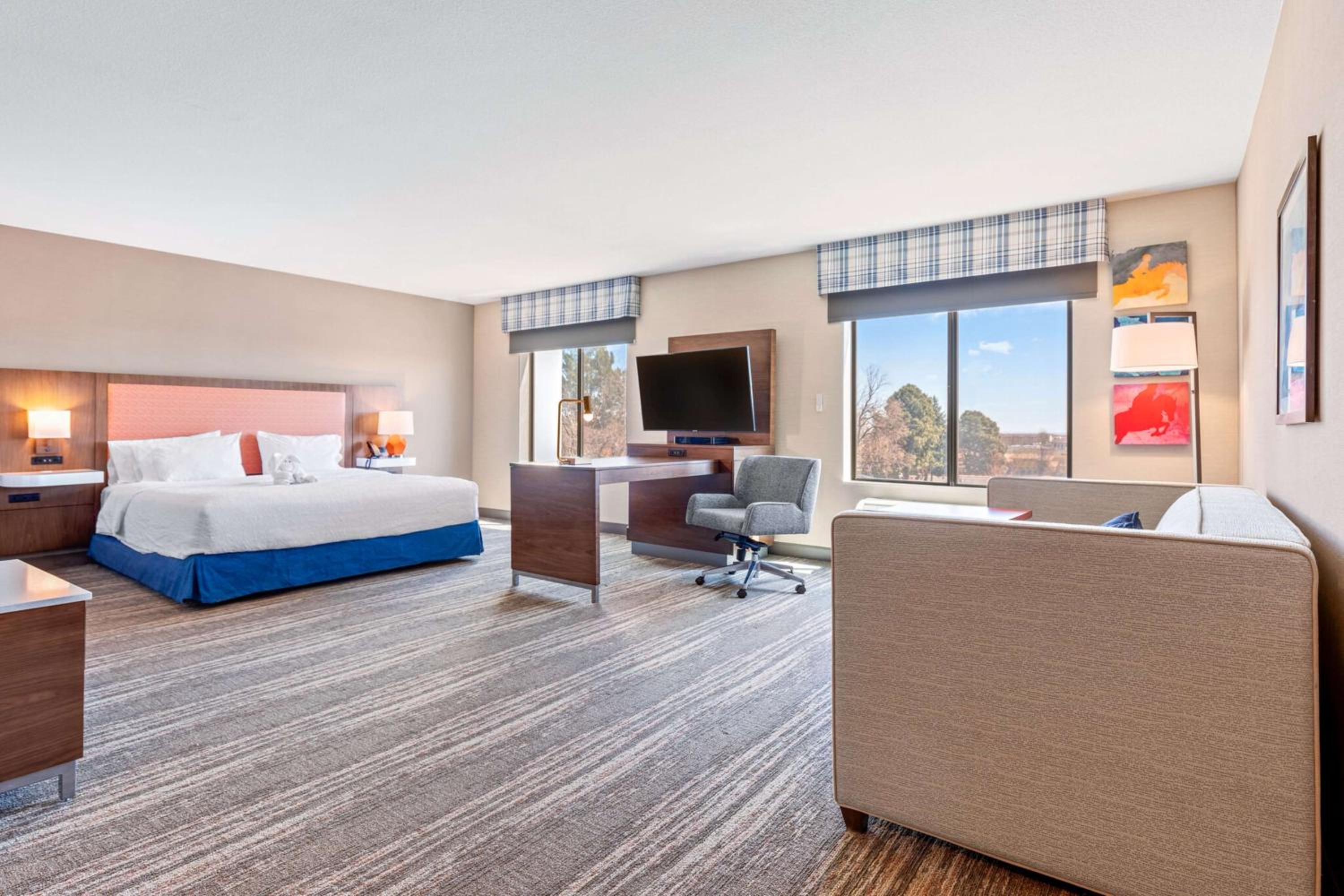 Hampton Inn & Suites Greeley, Photo 2