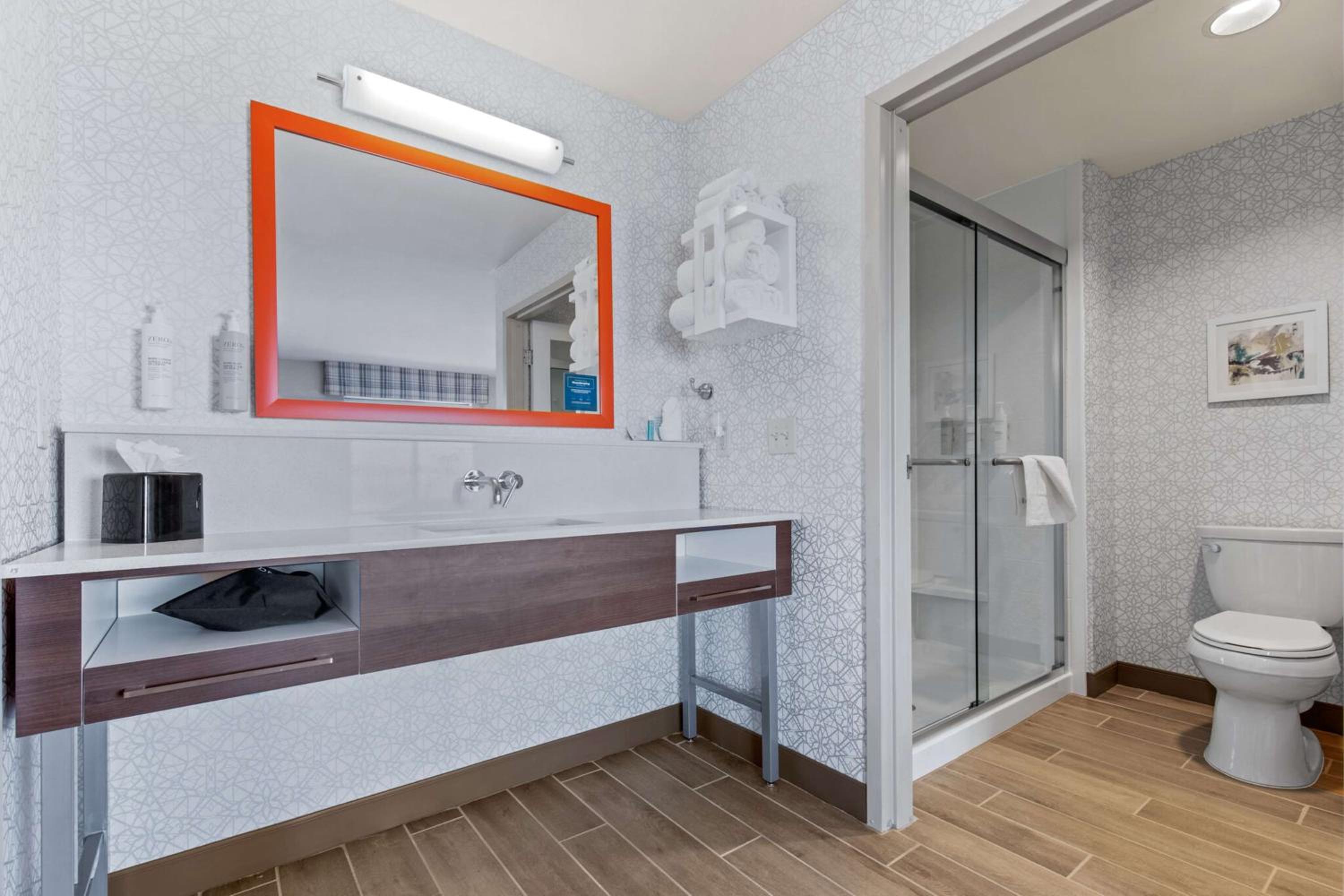 King Studio Suite - Non-Smoking