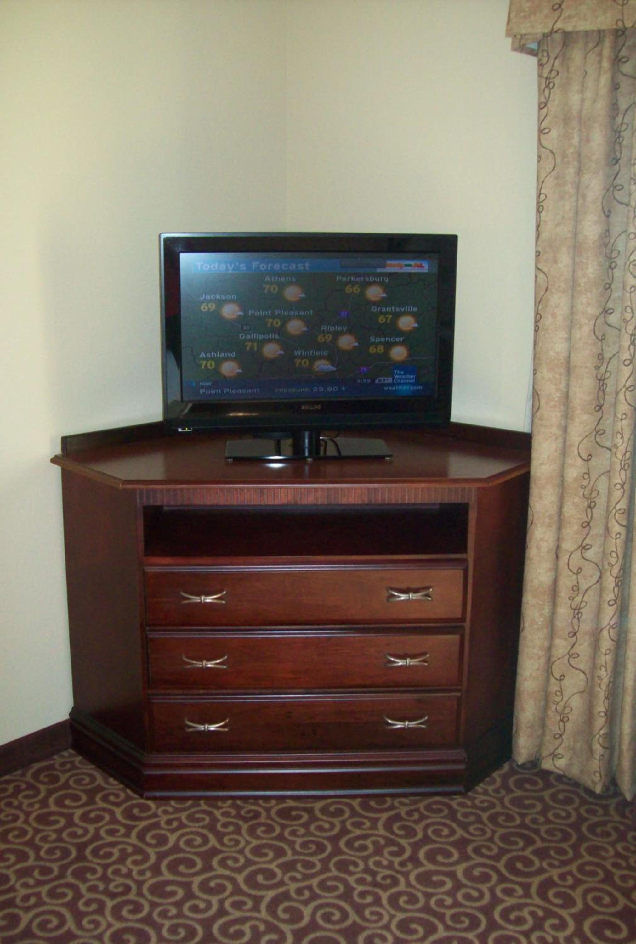King Room with King Bed - Non-Smoking photo 3