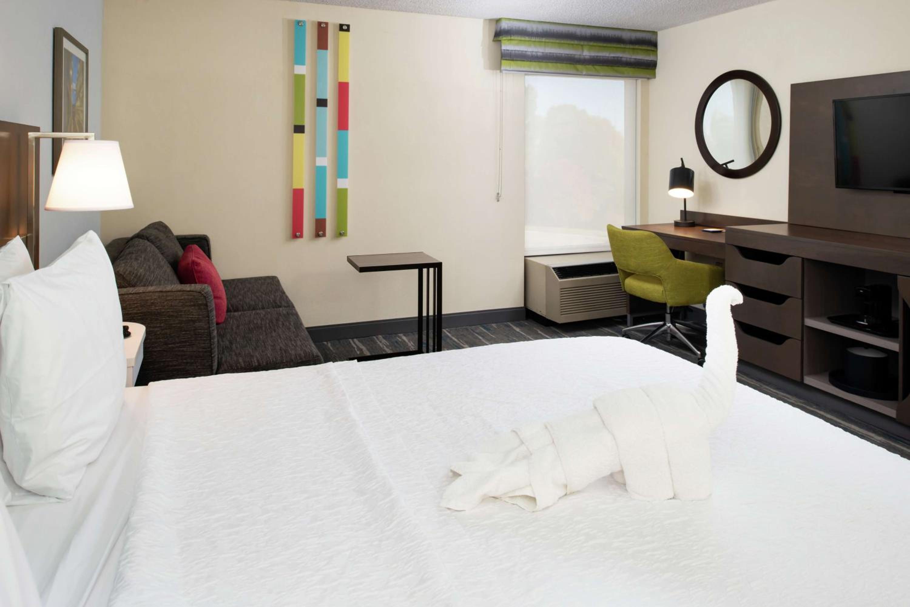 King Room with Sofa Bed and Garden View - Photo 1