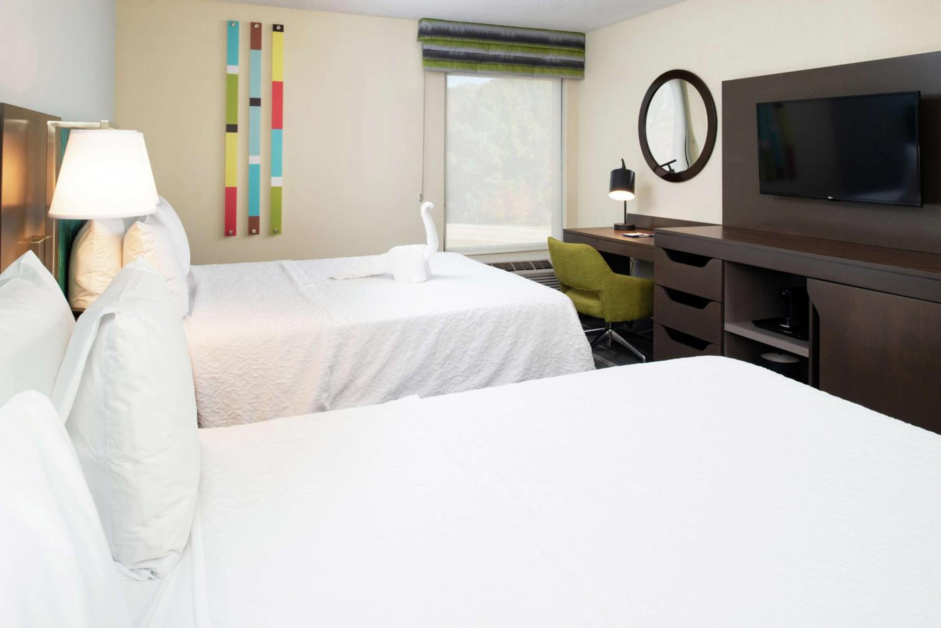 Room with Two Queen Beds - Non-Smoking - Photo 1