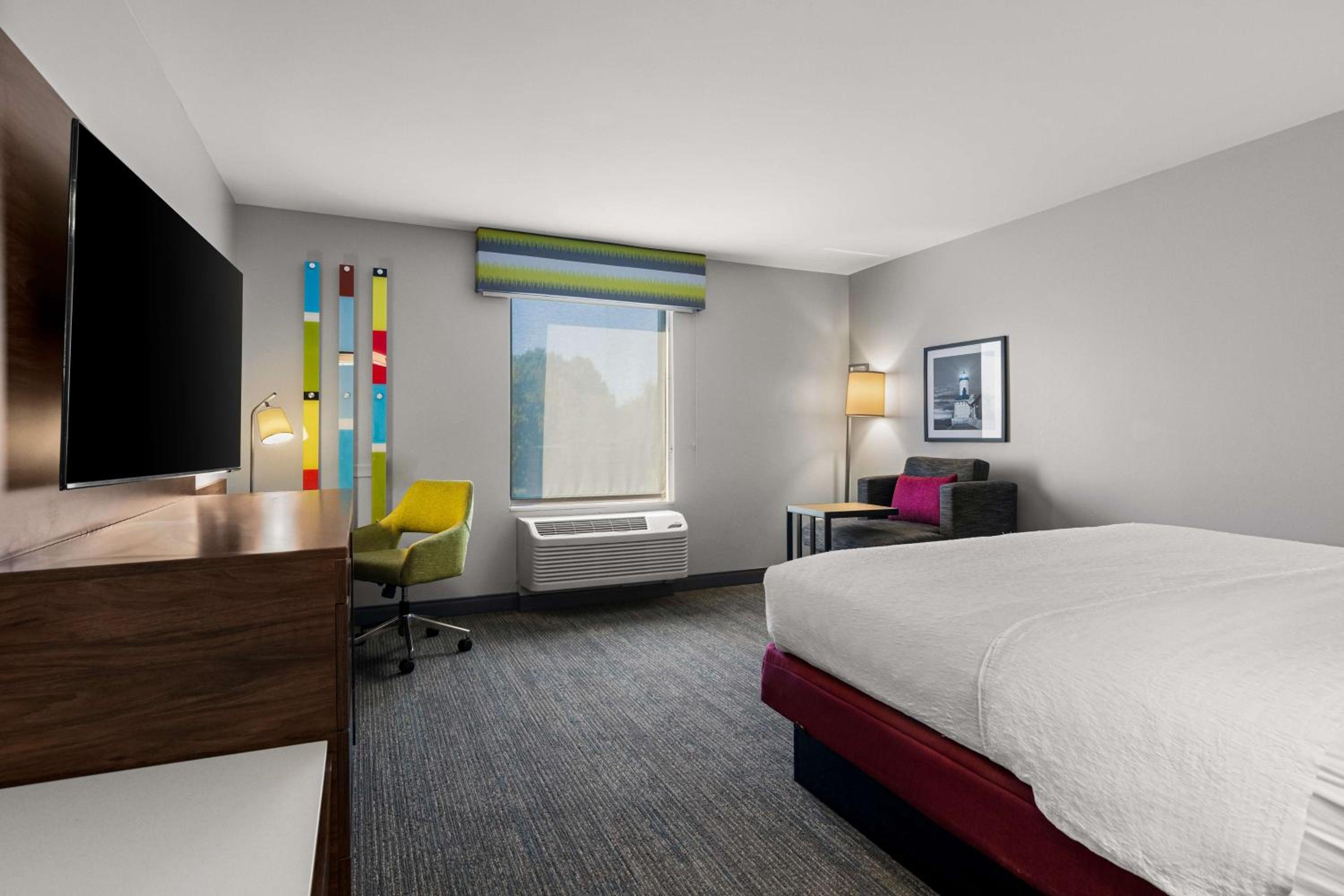 King Room - Hearing Access/Non-Smoking