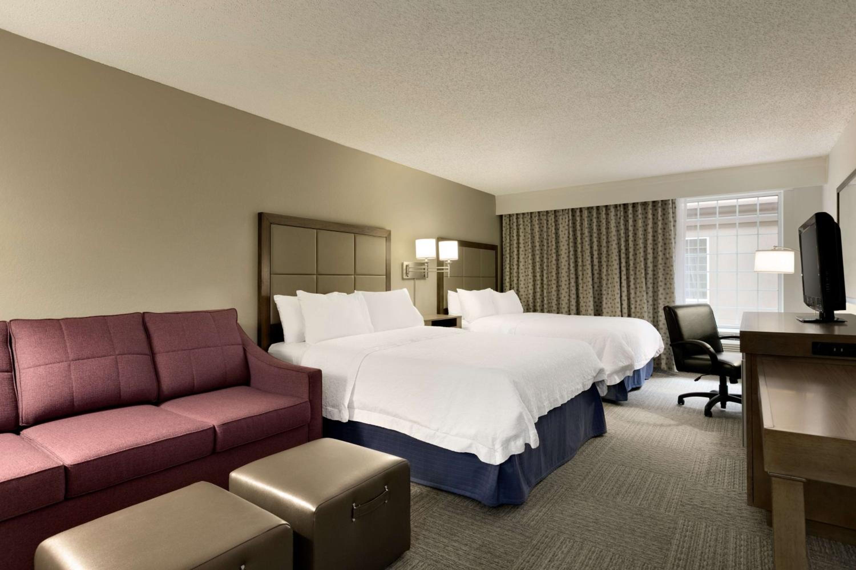 Queen Room with Two Queen Beds and Sofa Bed - Non-Smoking - Photo 1