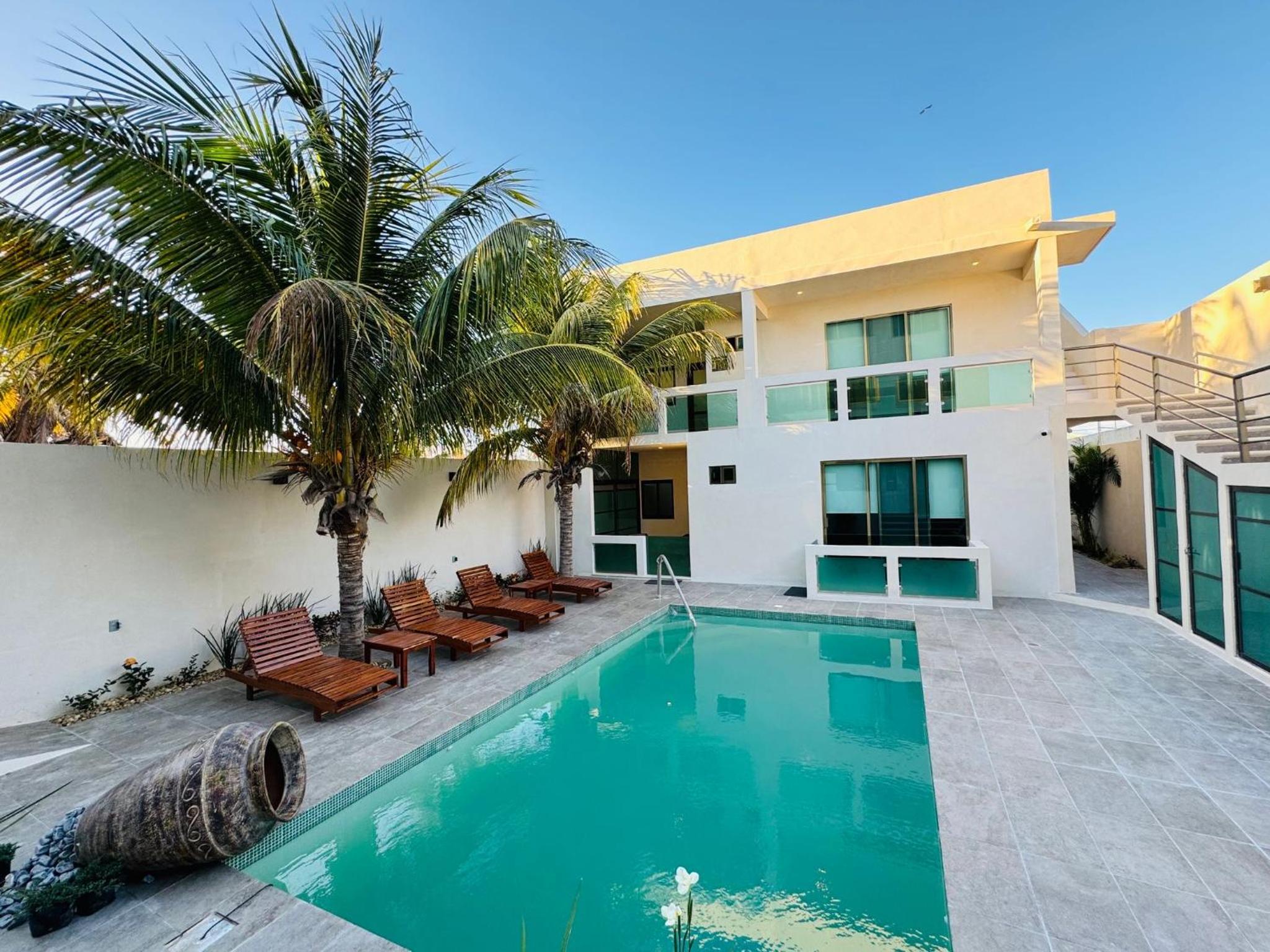 Two-Bedroom Deluxe Apartment With Balcony photo 3