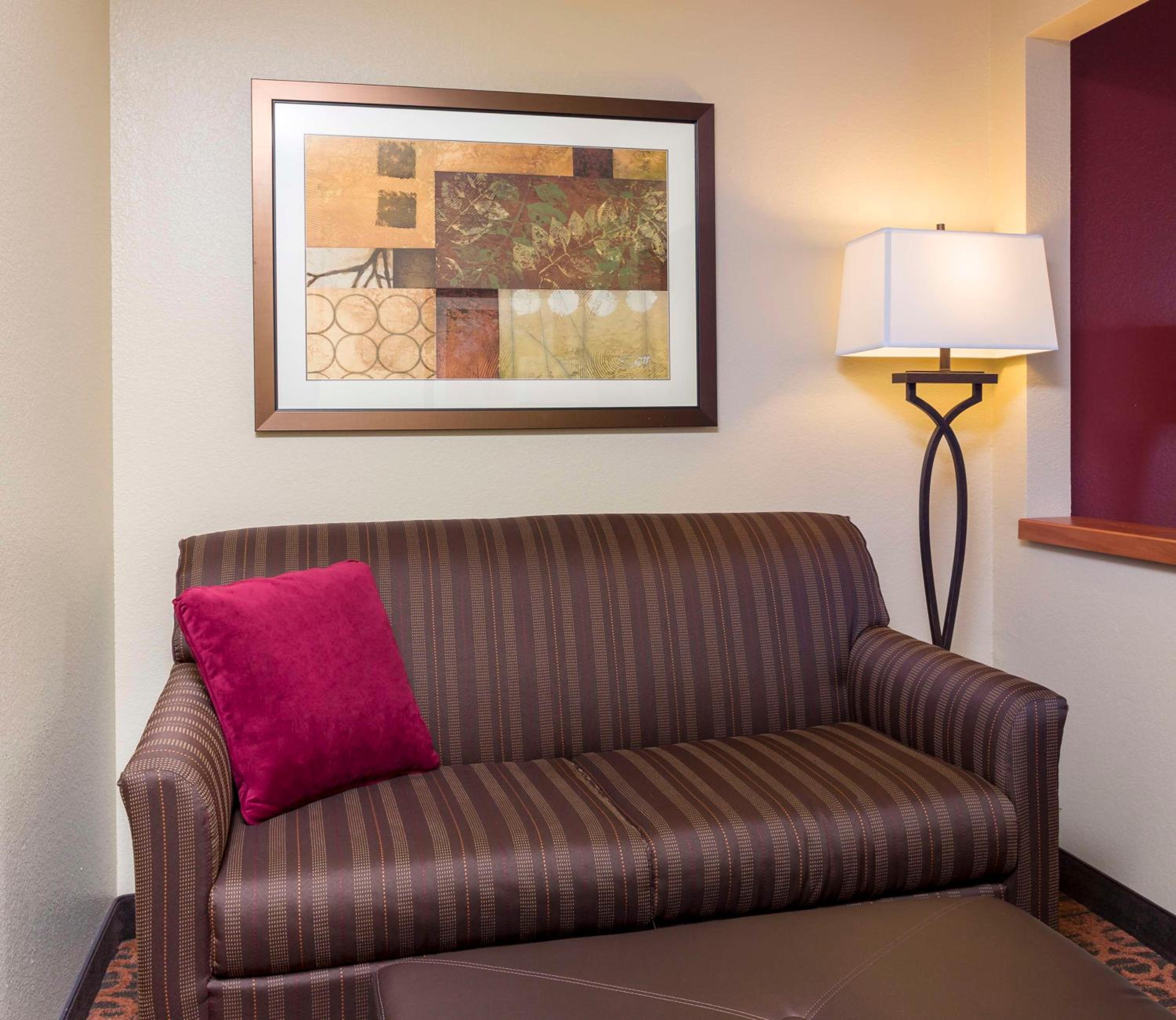 King Room with Sofa Bed and Study - Non-Smoking