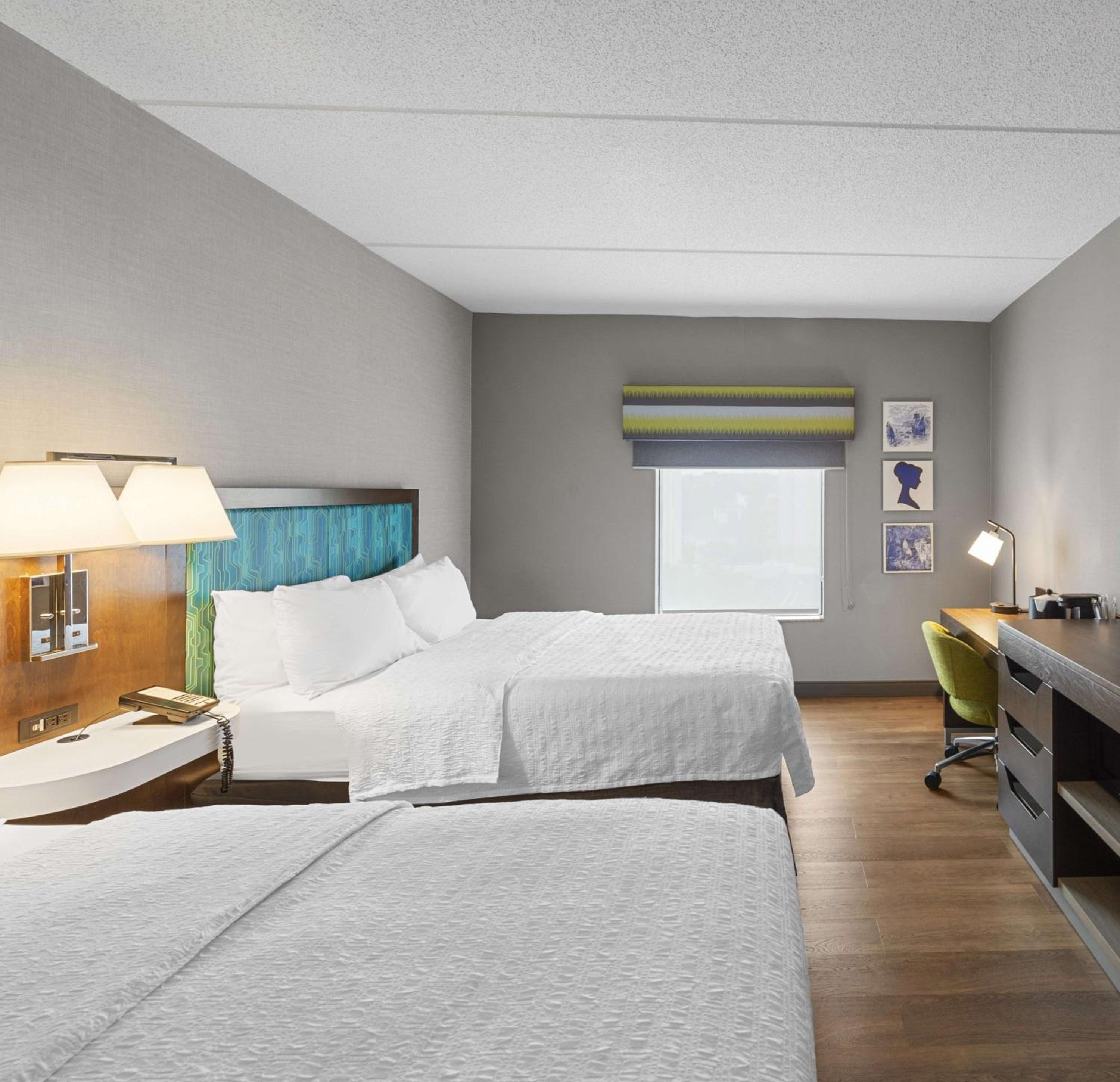Room with Two Queen Beds - Non-Smoking - Photo 1