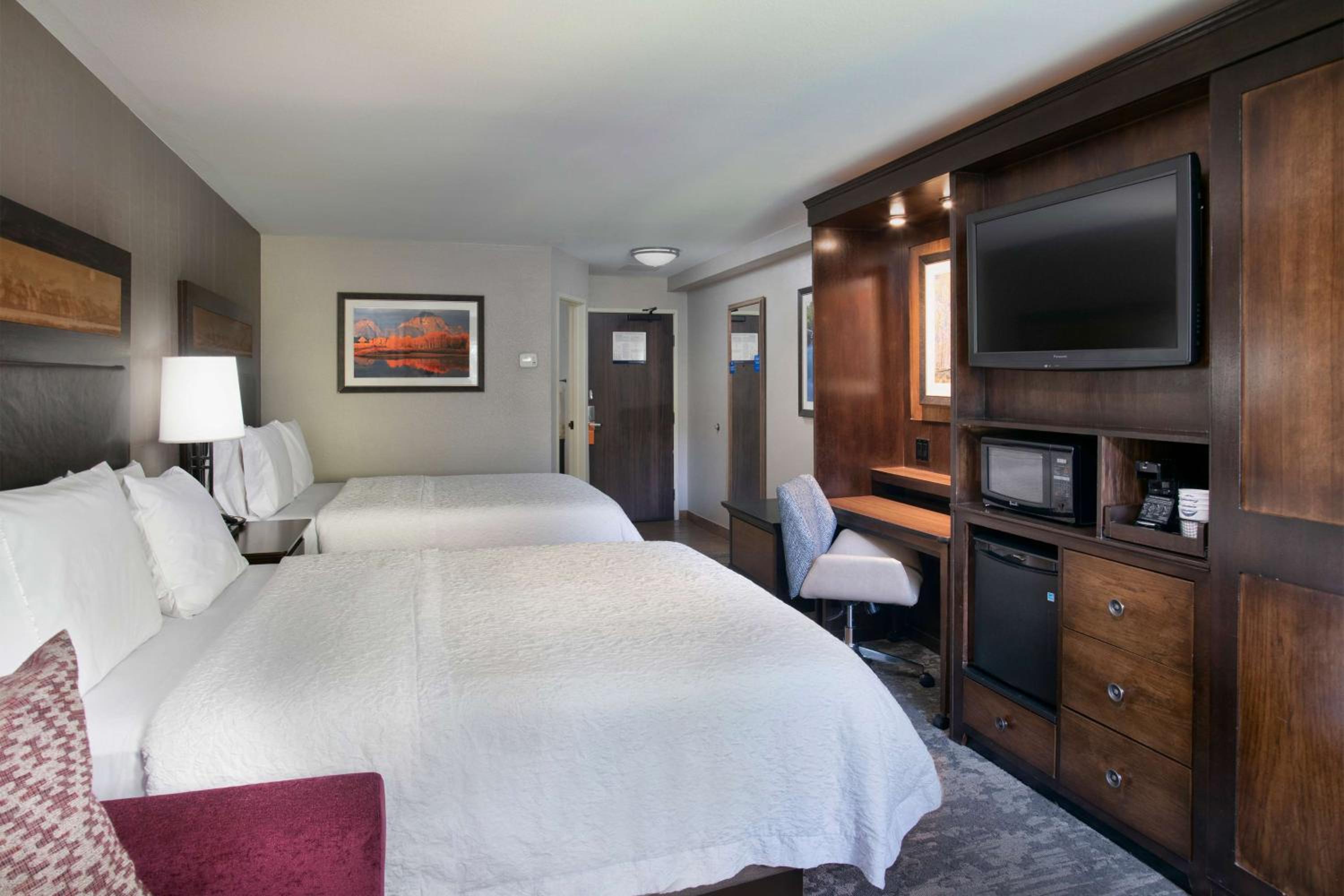 Queen Room with Two Queen Beds