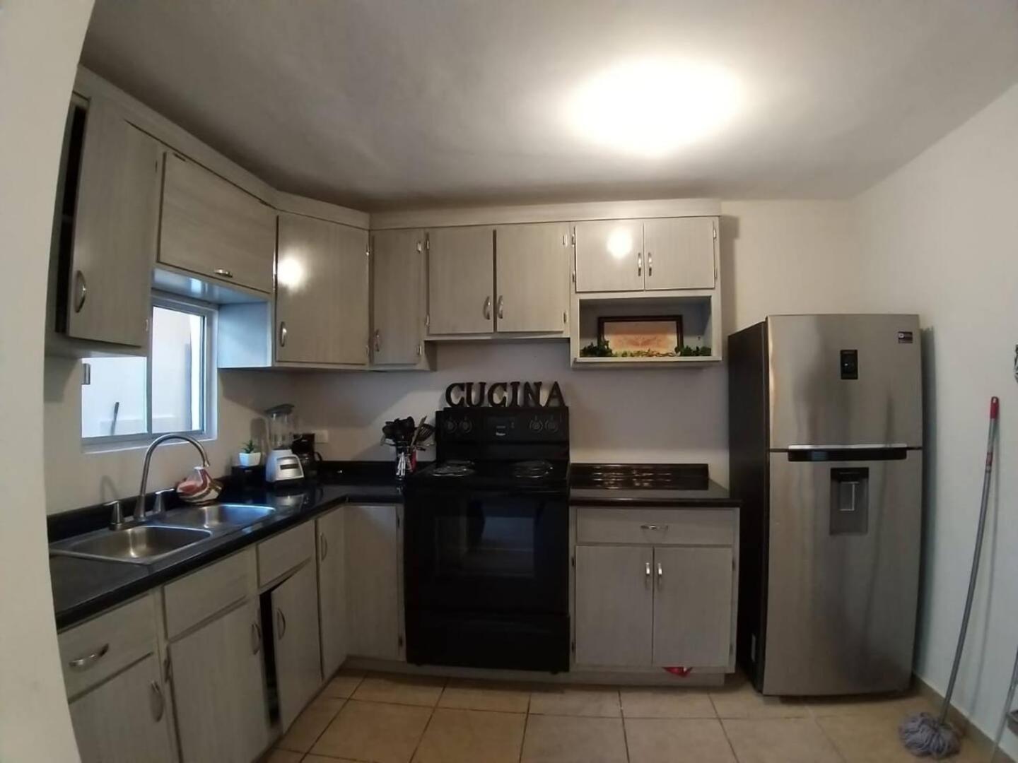 Three-Bedroom House photo 2