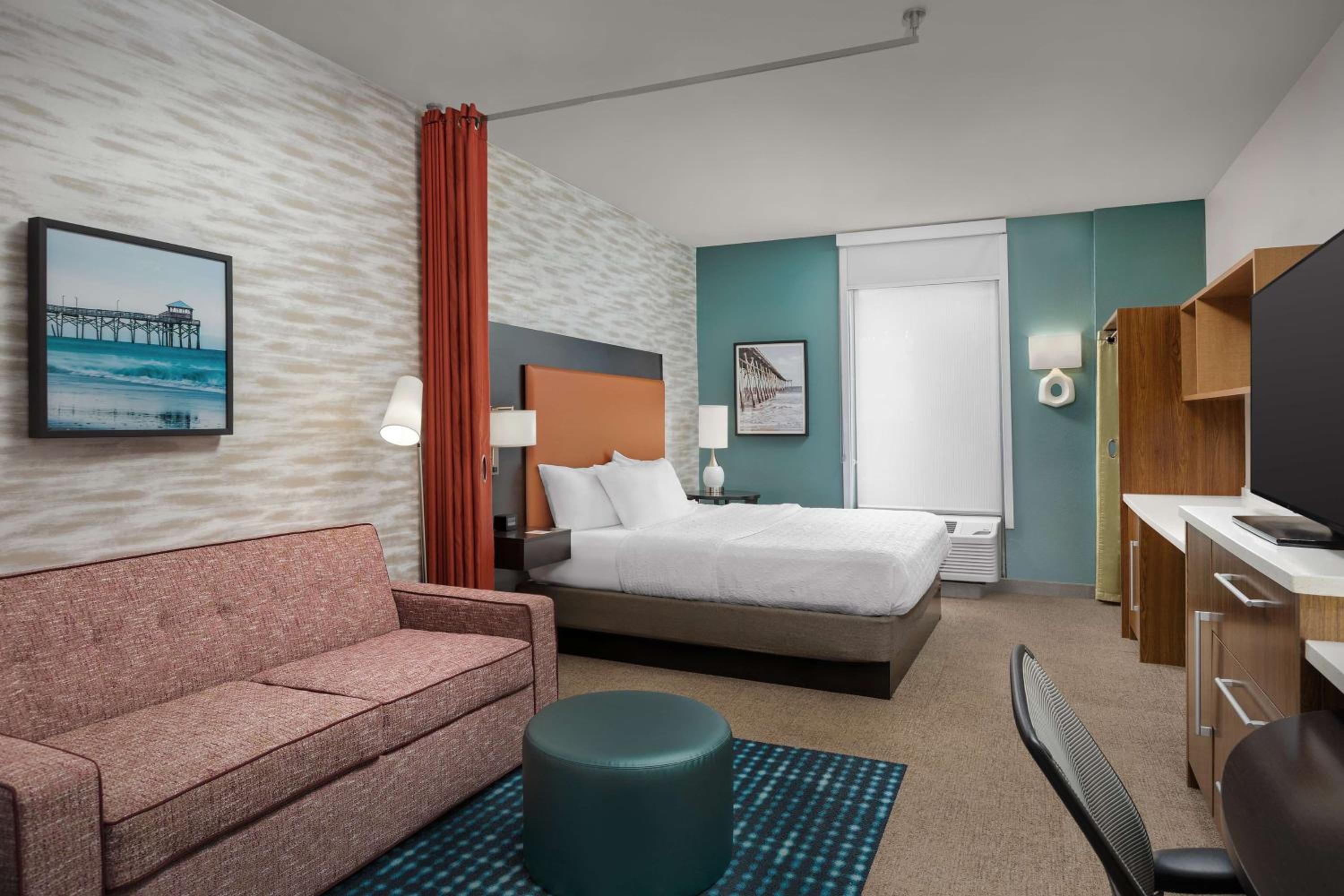 King Studio Suite - Non-Smoking - Photo 1