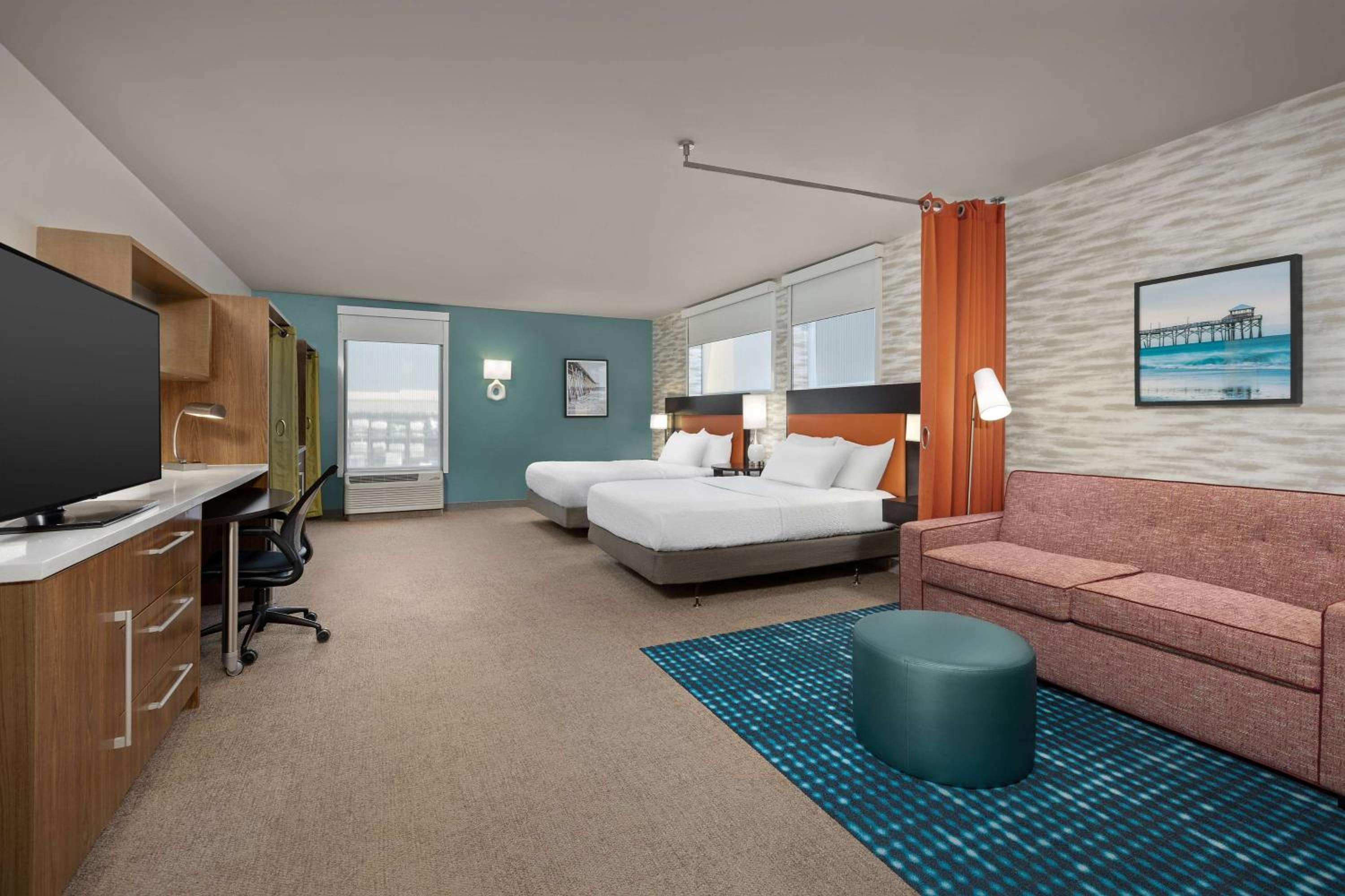 Queen Studio with Two Queen Beds - Mobility and Hearing Access/Non-Smoking - Photo 5