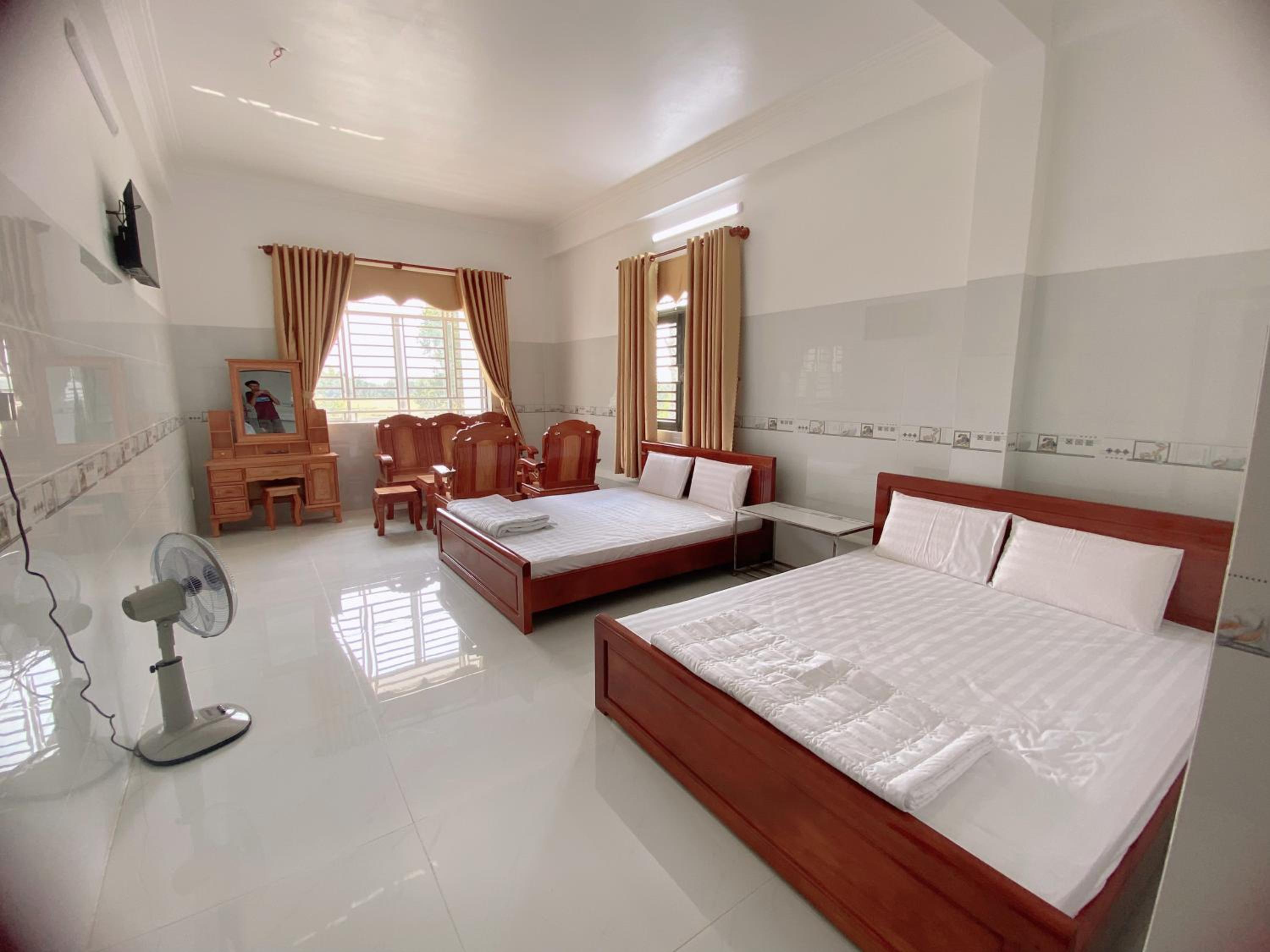 King Room With Two King Beds photo 1