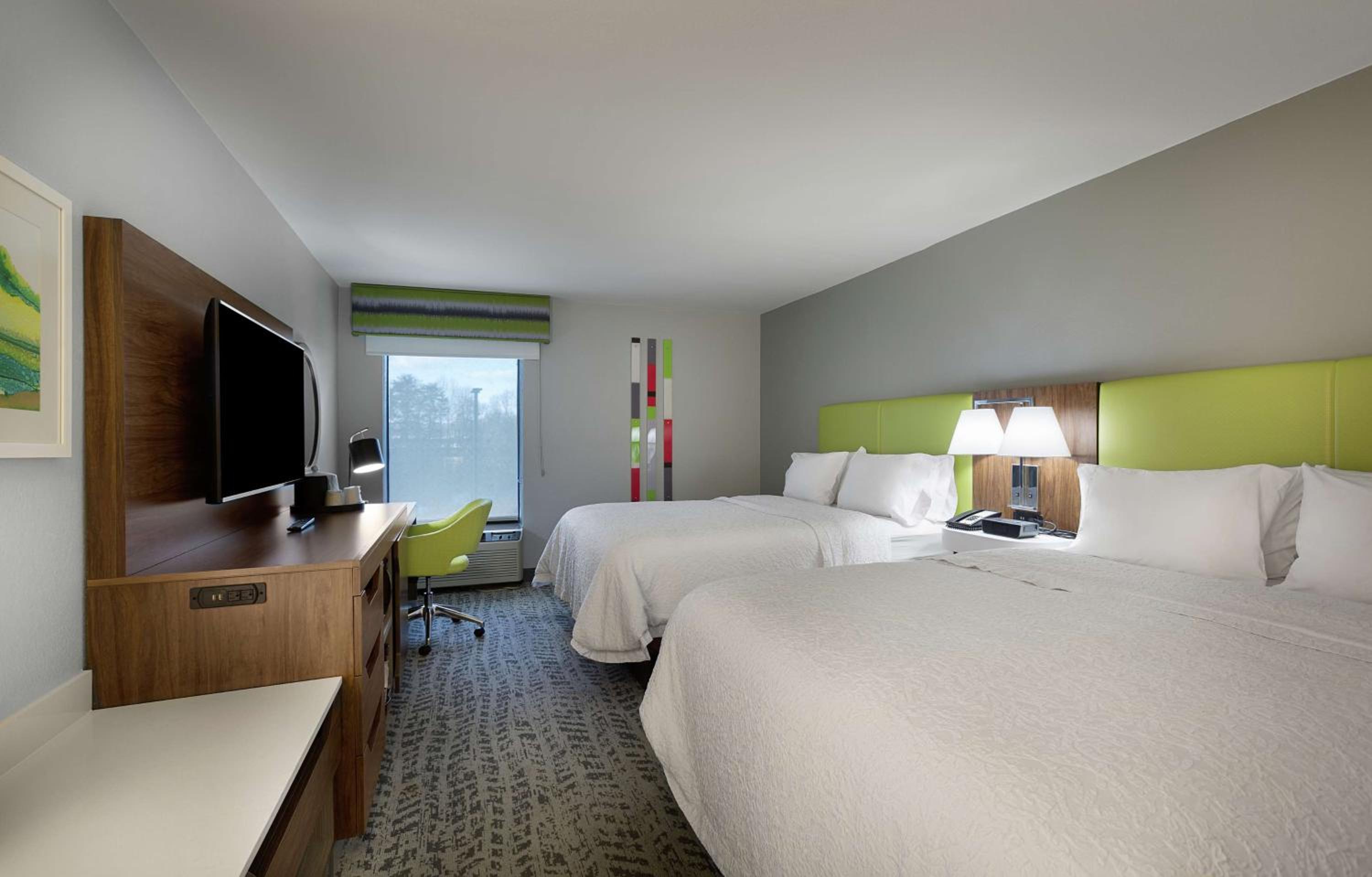 Room with Two Queen Beds - Non-Smoking - Photo 1