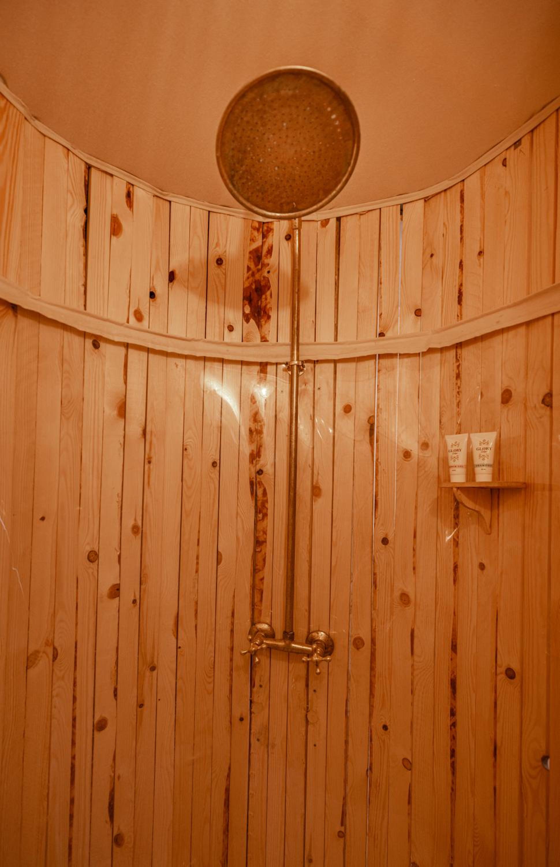 Superior Bungalow - Photo 11