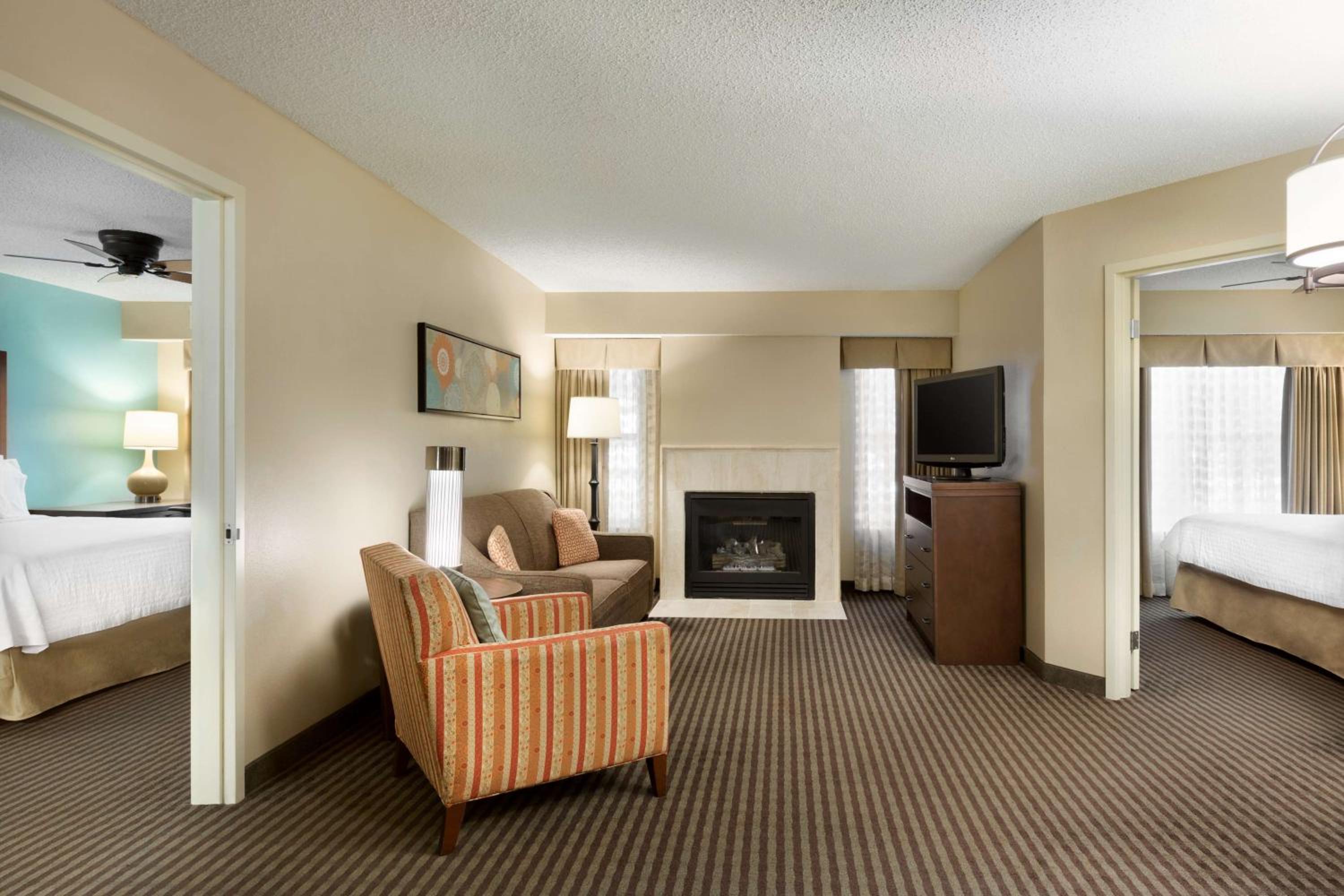 Two-Bedroom Suite - Non-Smoking - Photo 1