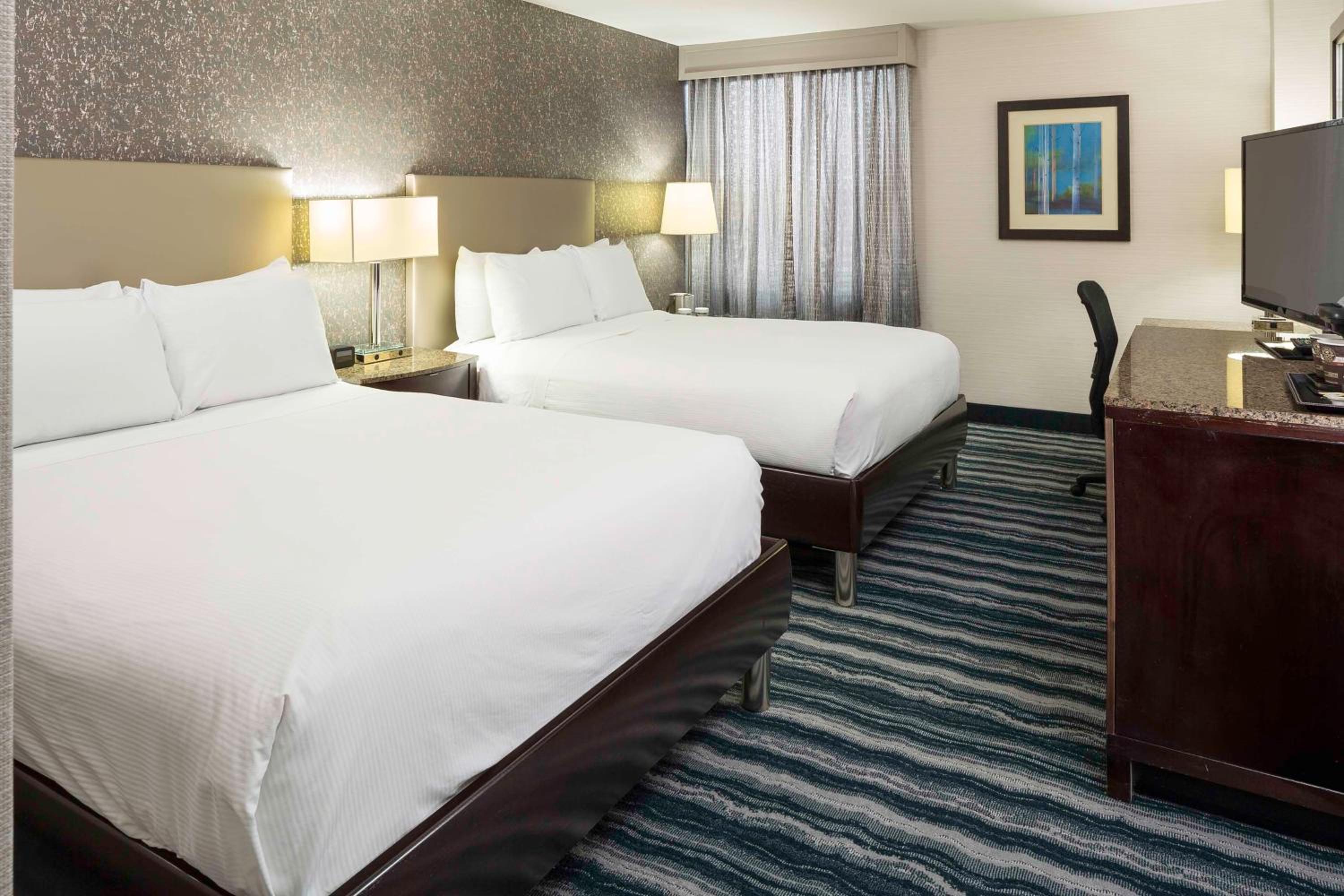 Double Room with Two Double Beds - Photo 1