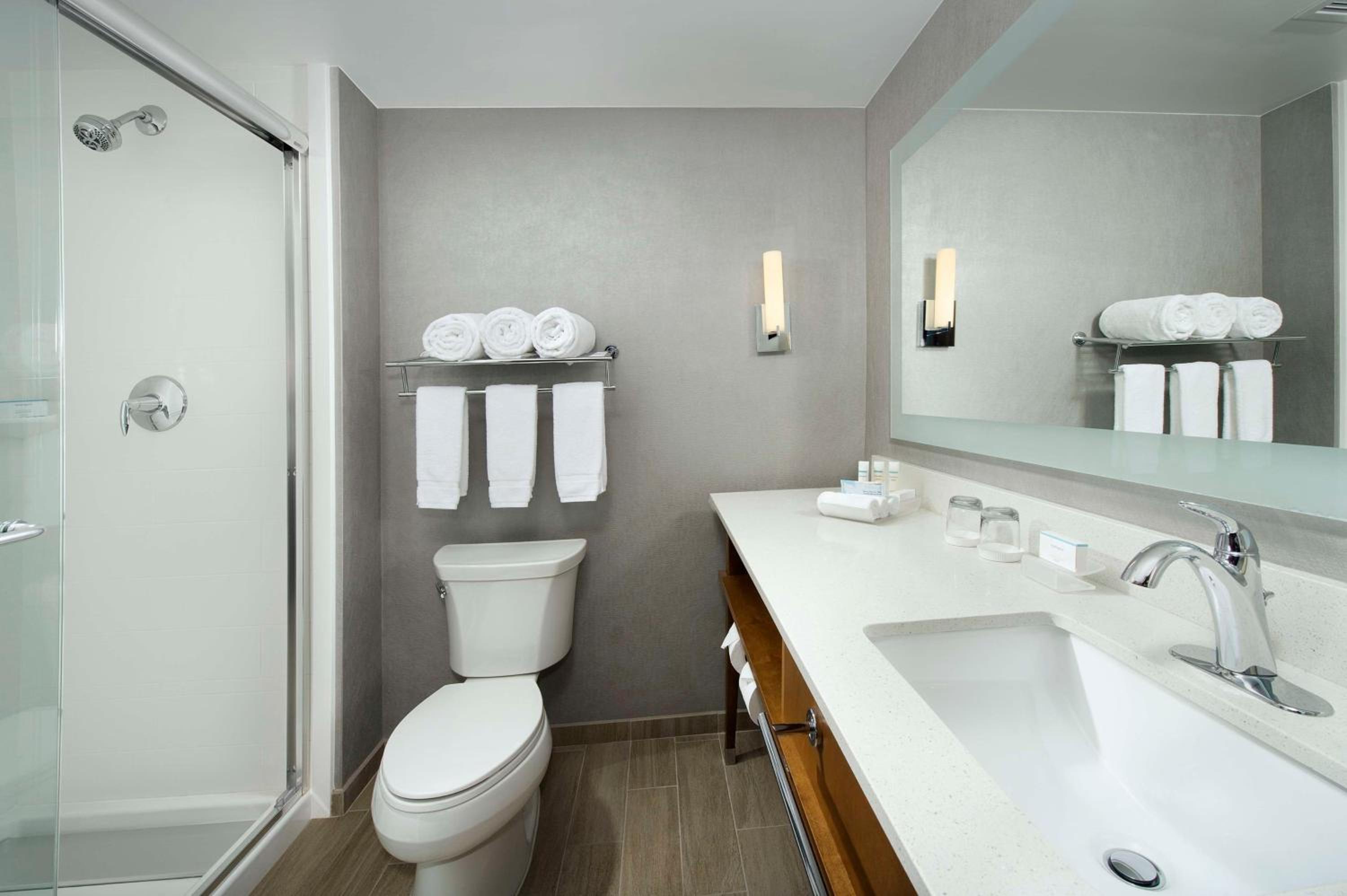 King Studio Suite - Non-Smoking - Photo 4