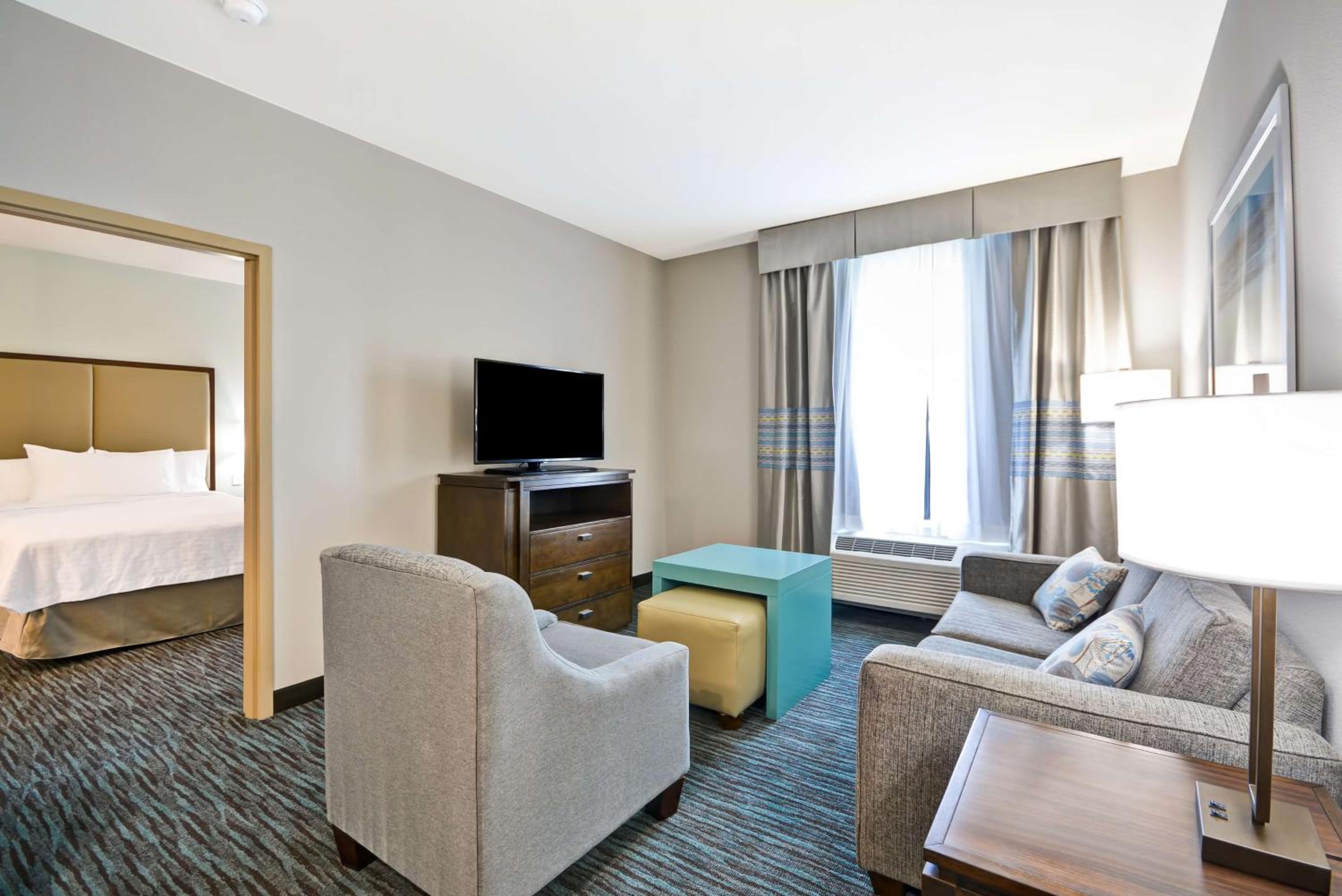 One-Bedroom King Suite