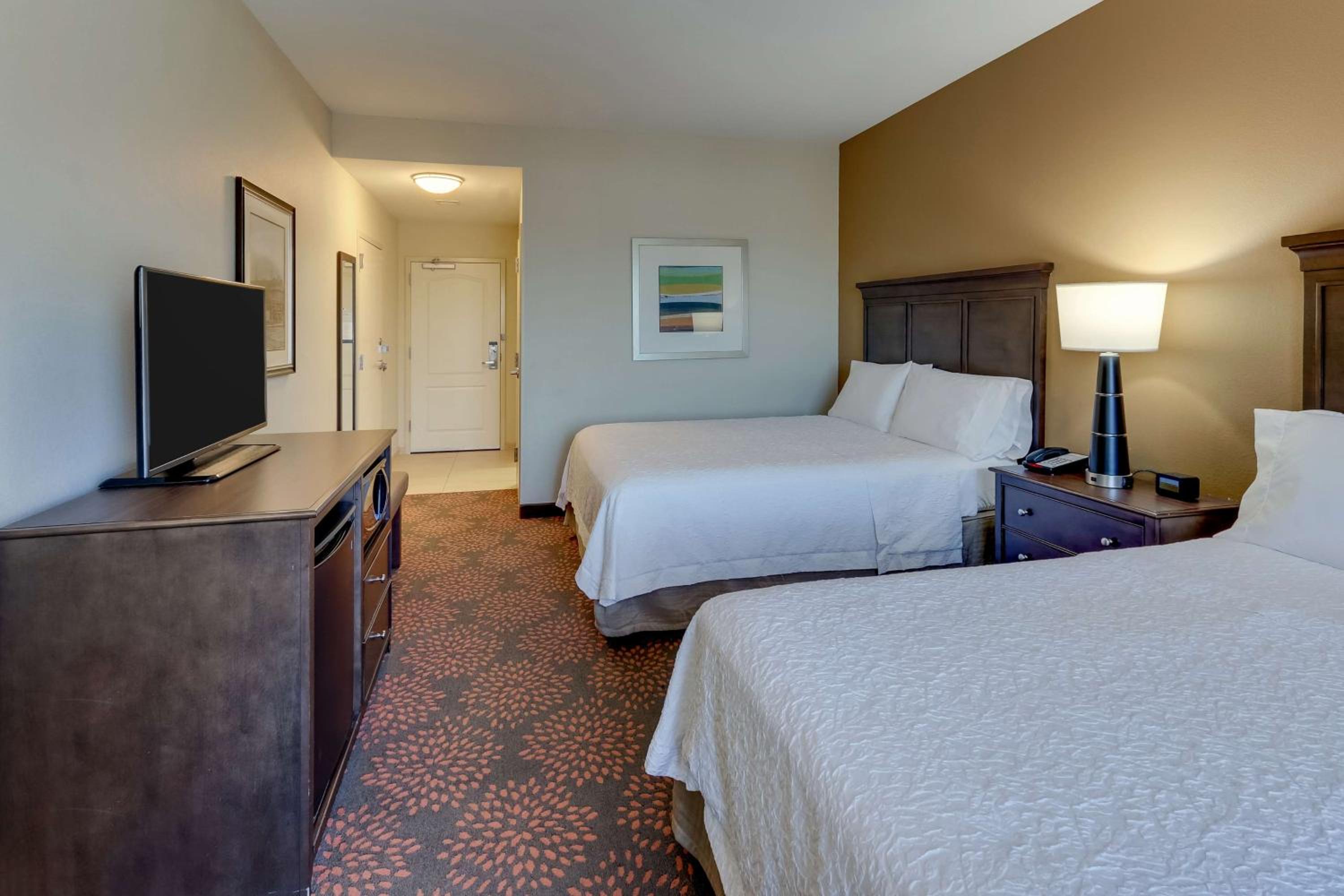 Queen Room with Two Queen Beds (4 Adults)