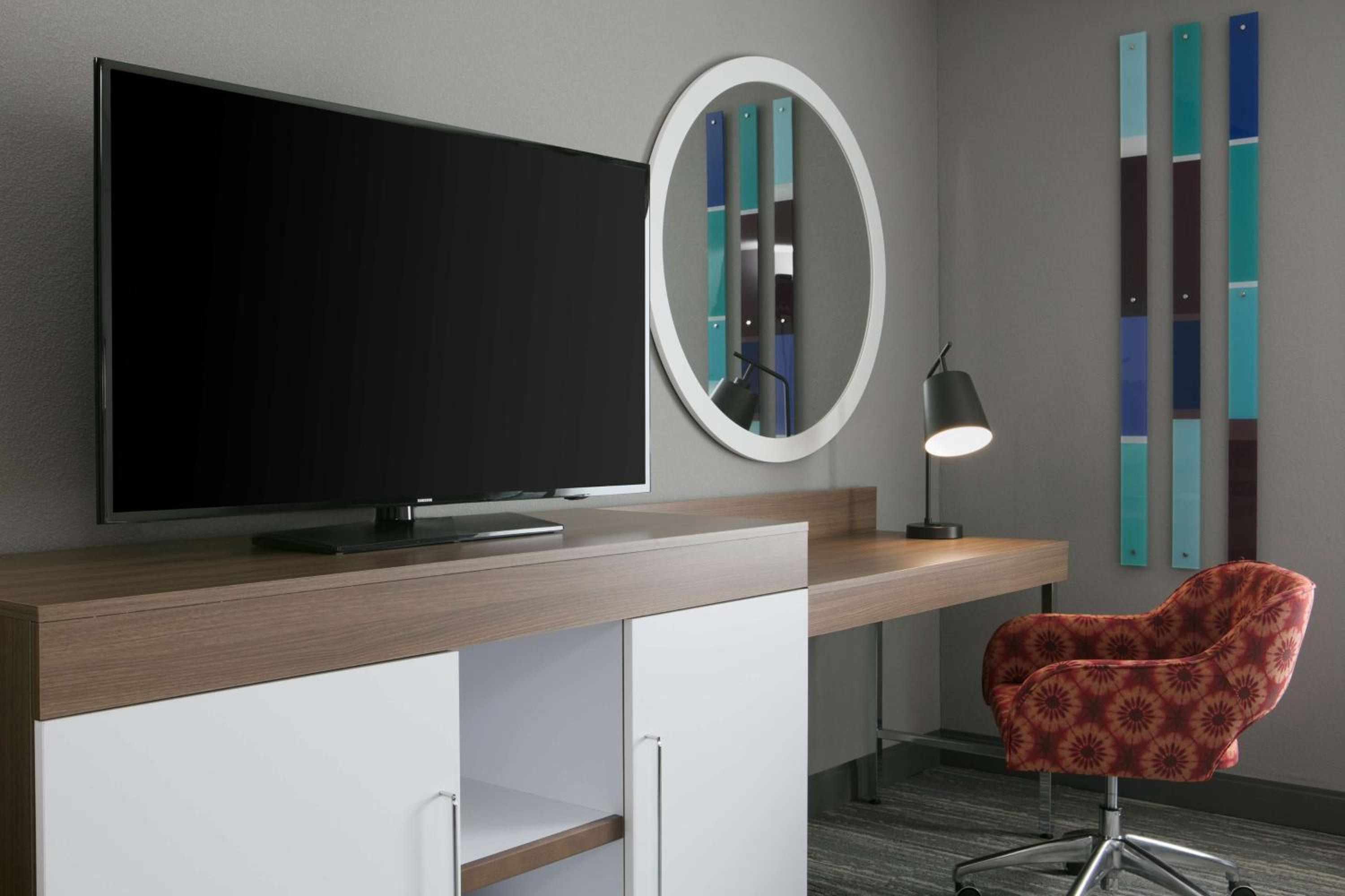 King Room - Hearing Access/Non-Smoking photo 1