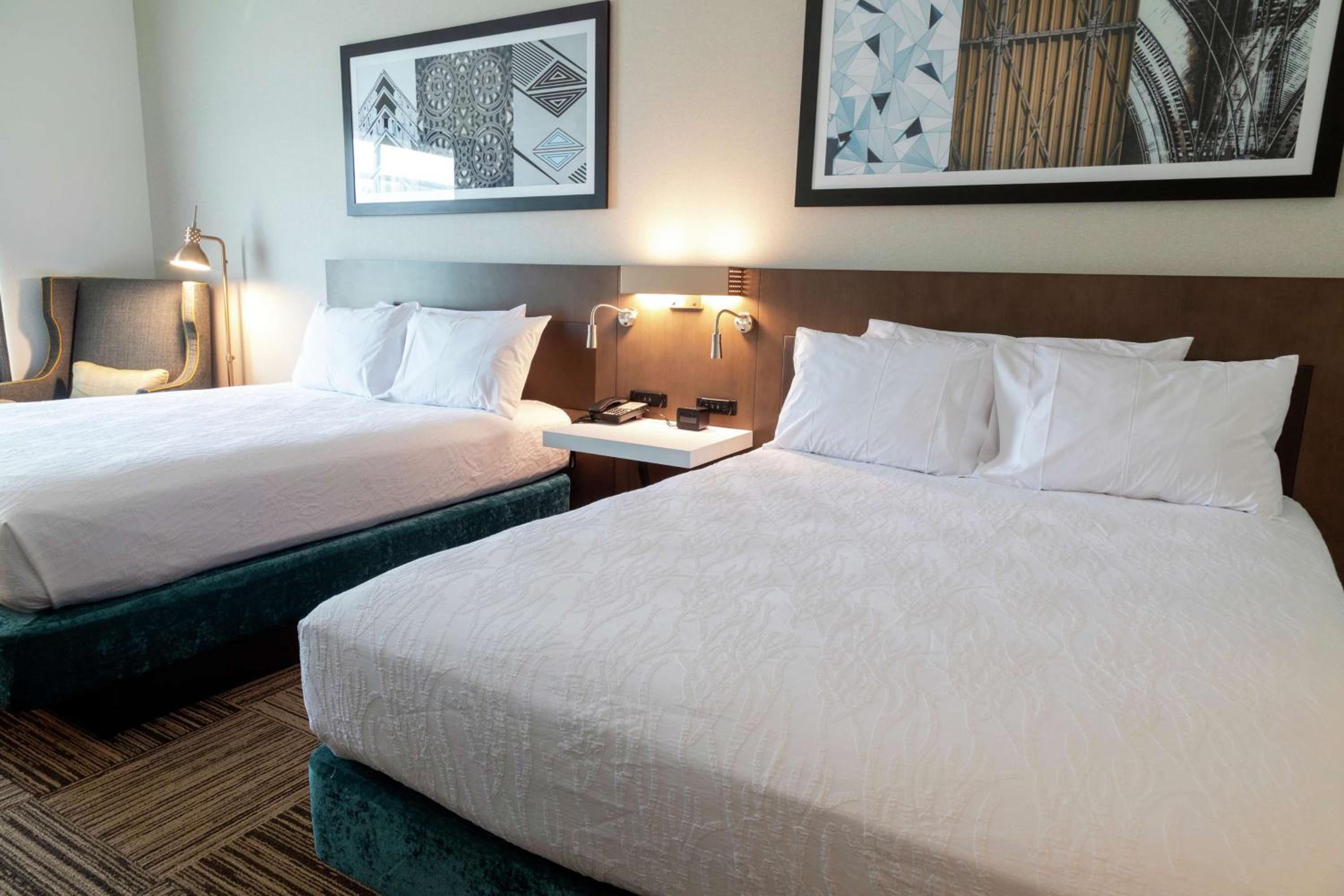 Room with Two Queen Beds - Non-Smoking