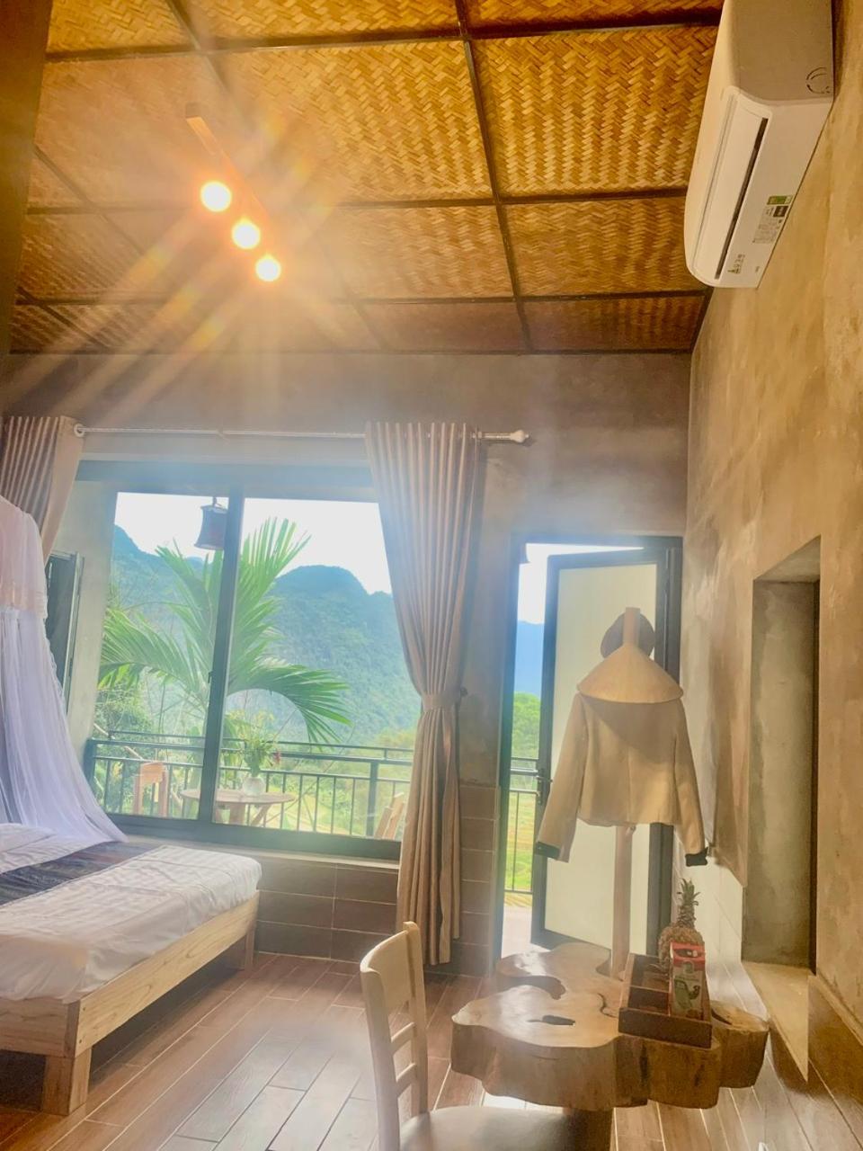 Double Room with Mountain View