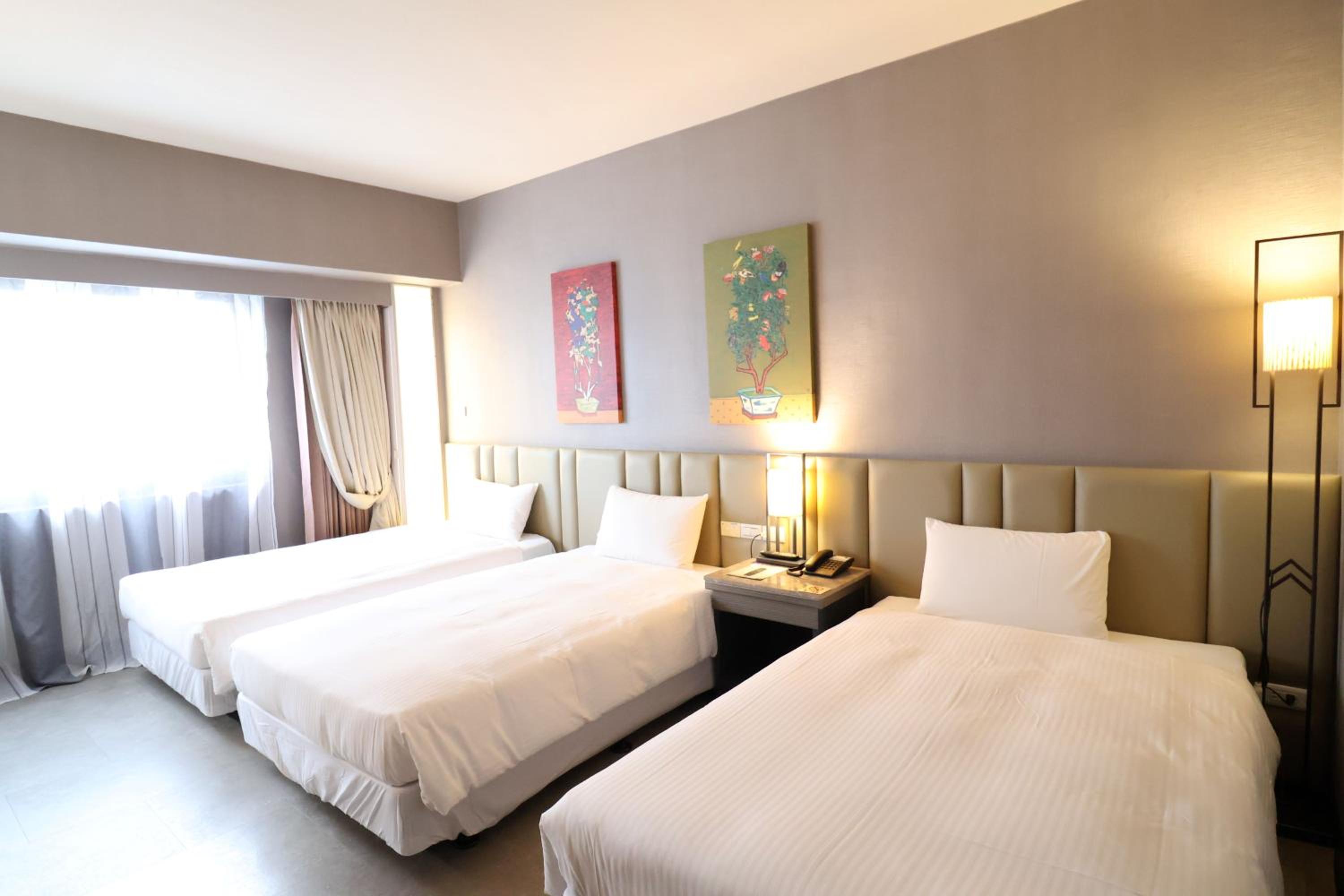 Deluxe Triple Room - Photo 6