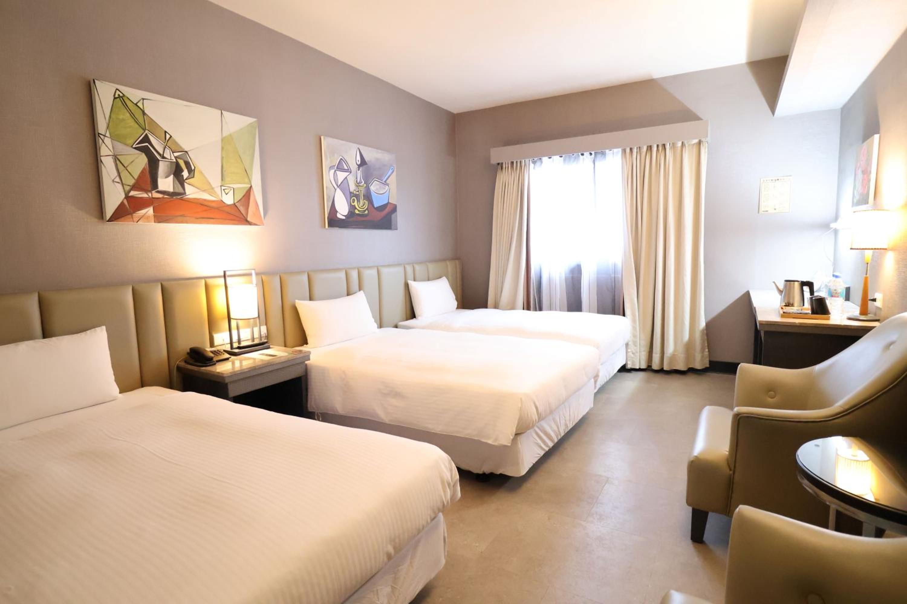 Deluxe Triple Room - Photo 2