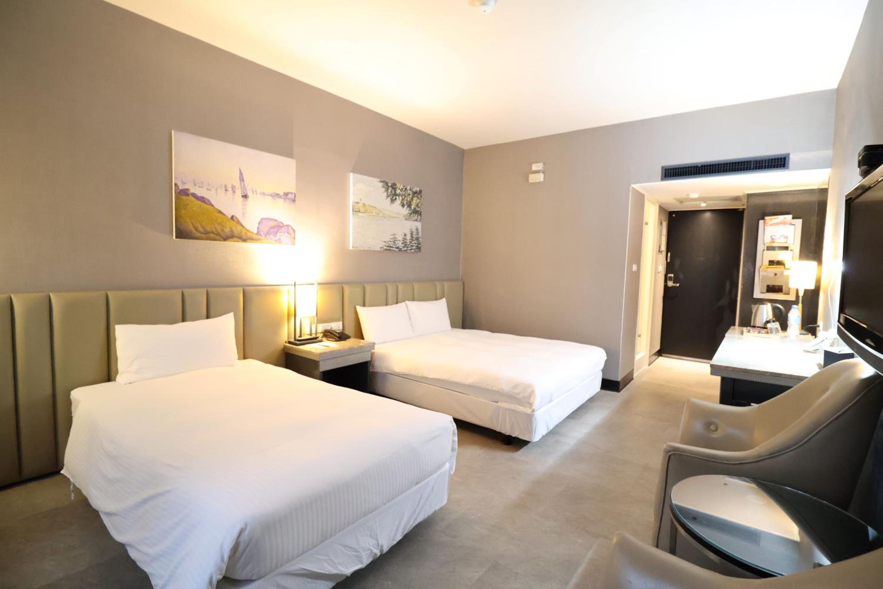 Comfort Triple Room photo 3