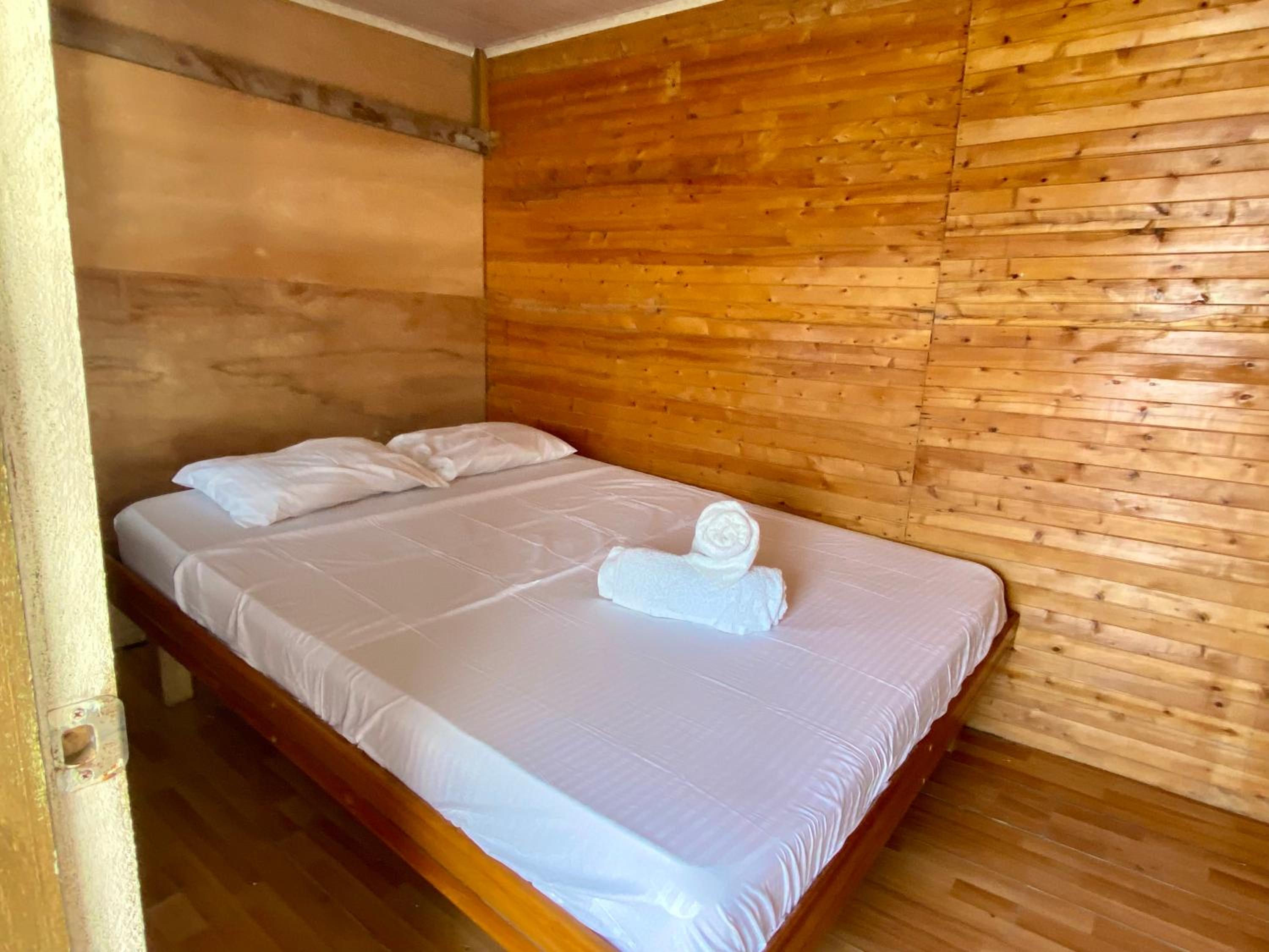 Budget Double Room photo 2