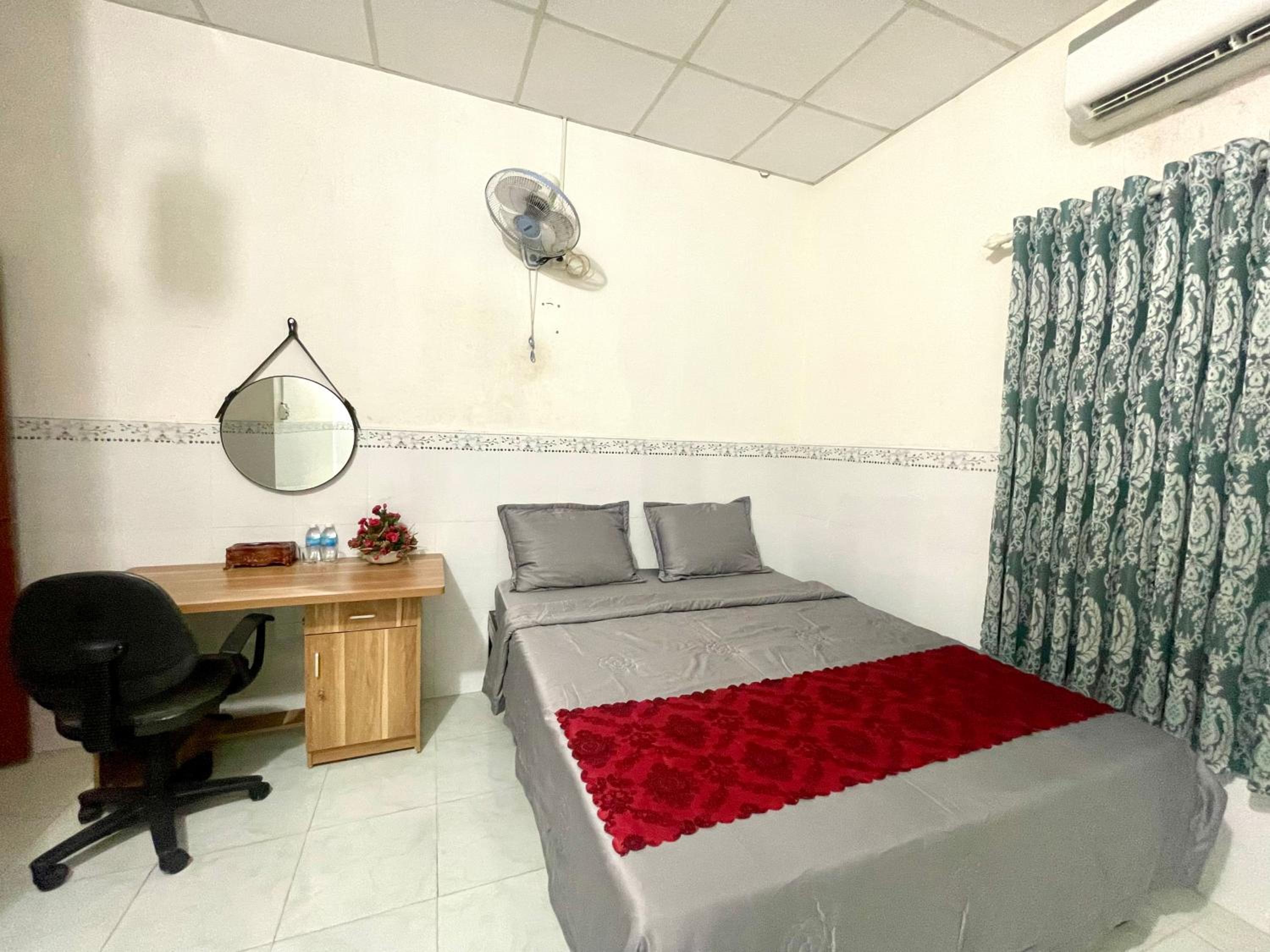 Queen Room with Spa Bath photo 1