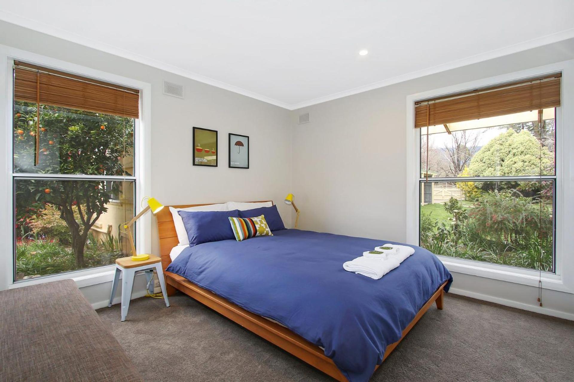 Three-Bedroom House photo 3