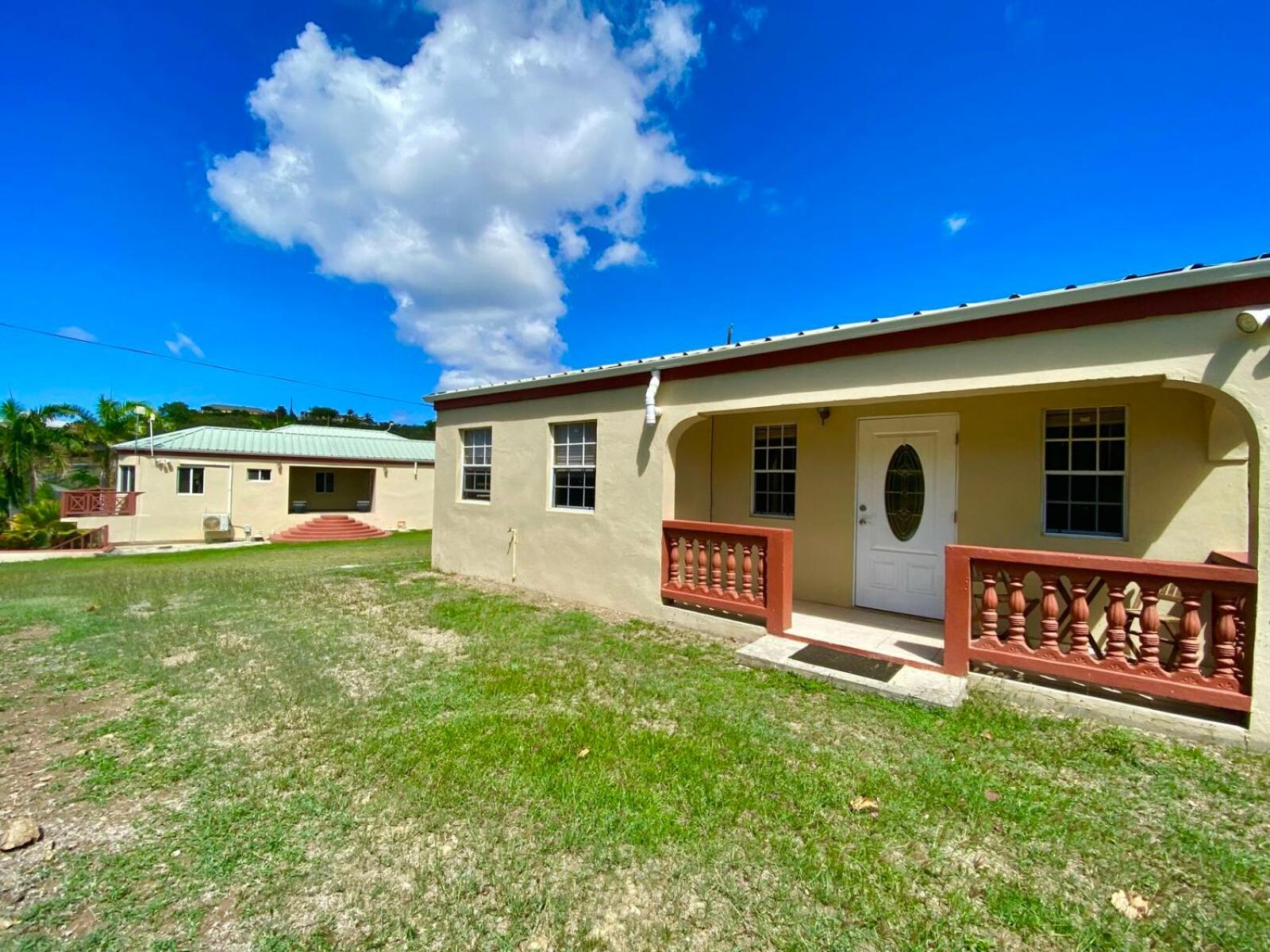 One-Bedroom House photo 3