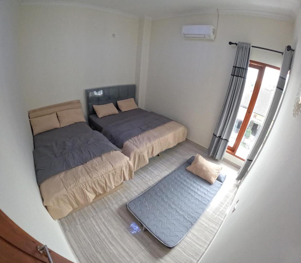Villa photo 3