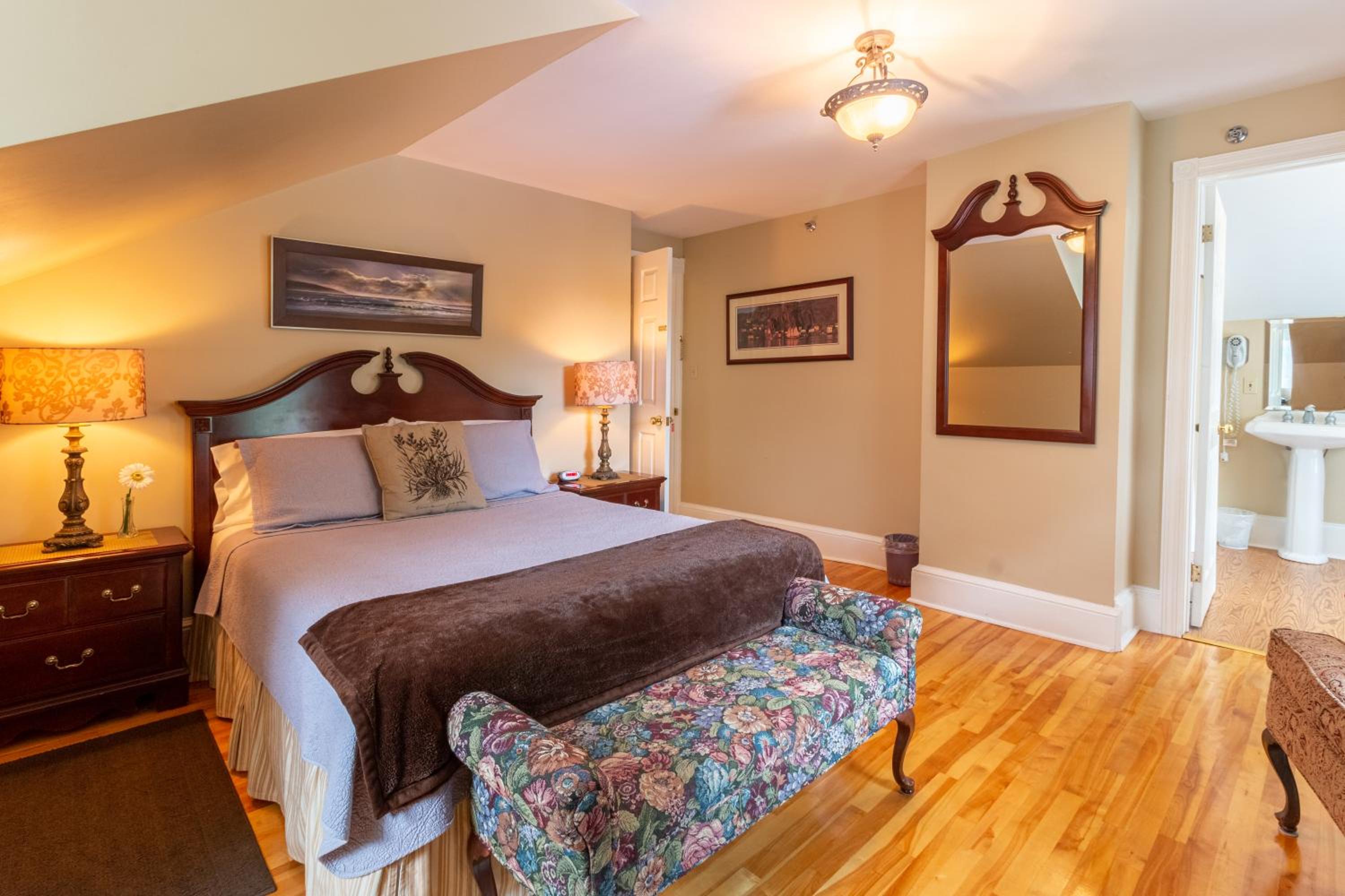 Queen Room with Garden View photo 1