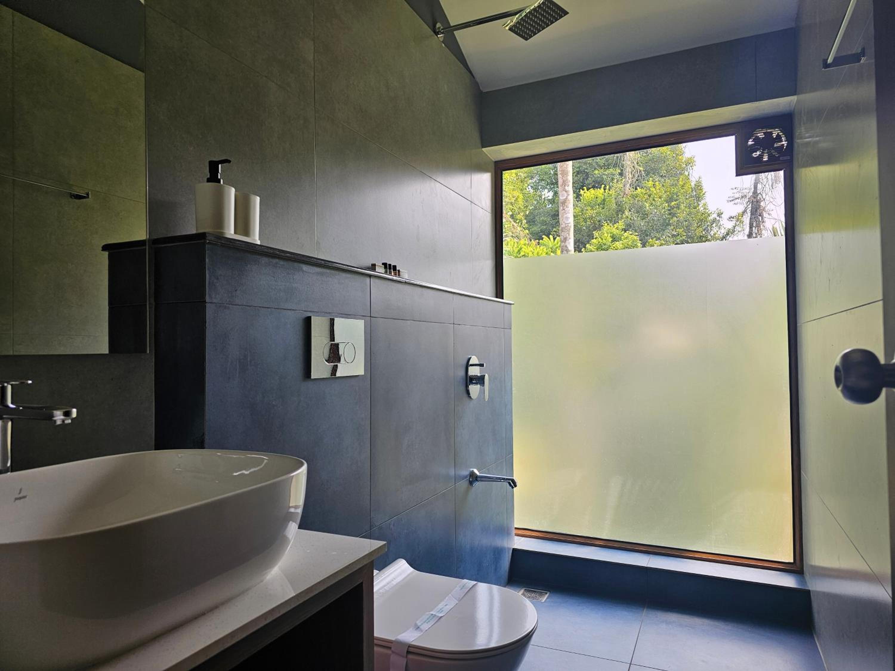 Superior Double or Twin Room with Garden View - Photo 18