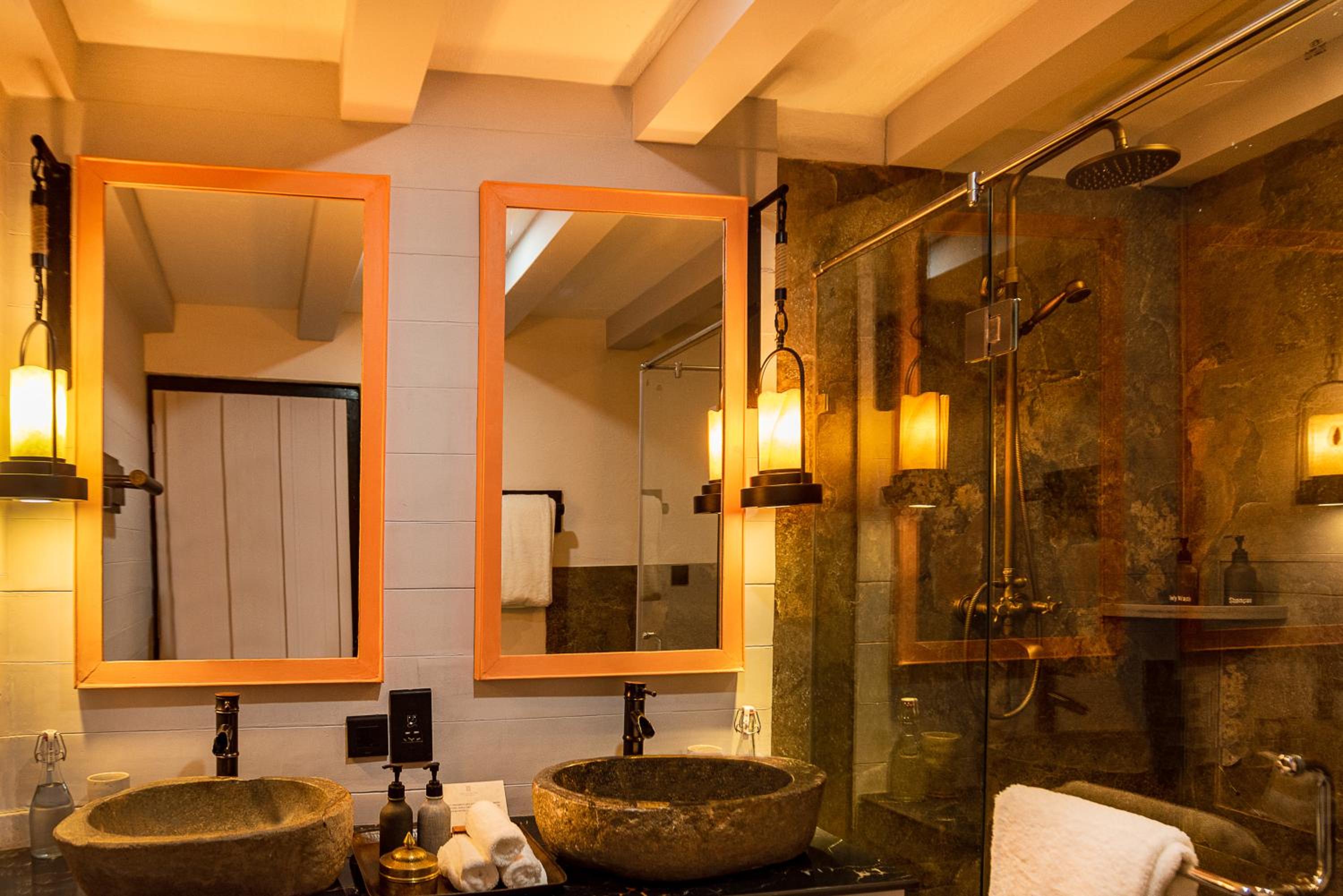 Junior Suite with Mountain View