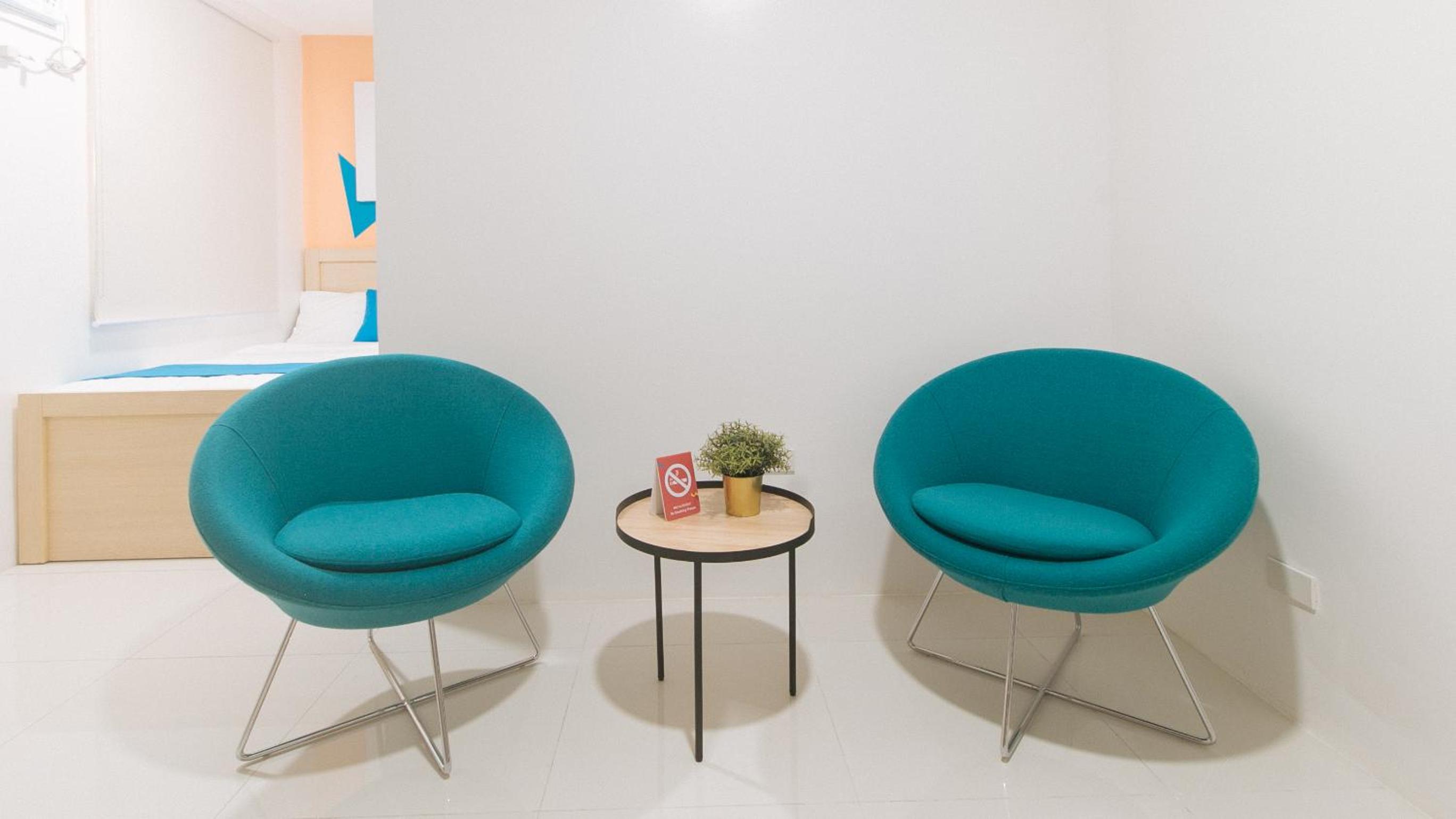 Suite - Photo 7