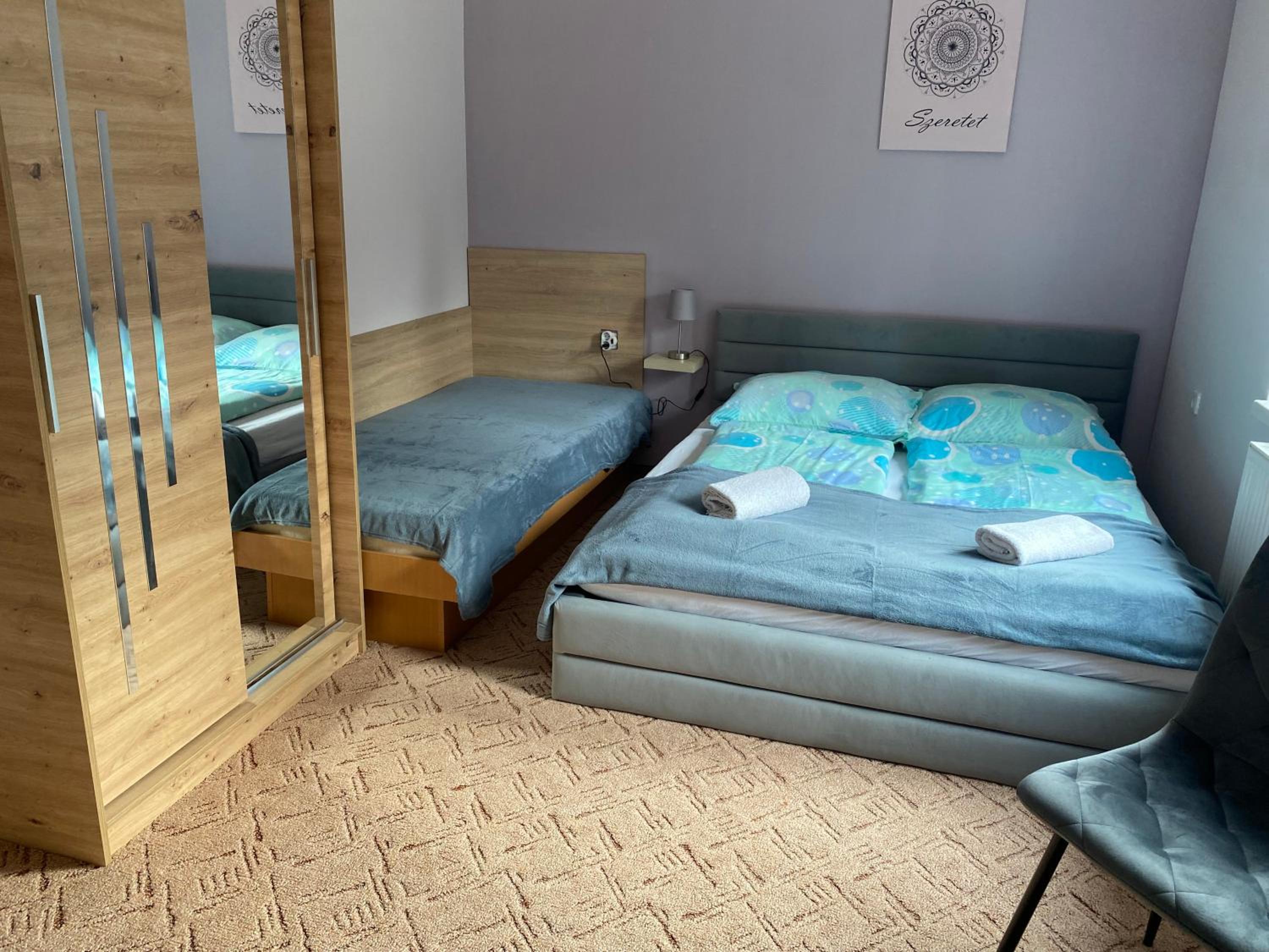 Apartment - Photo 3