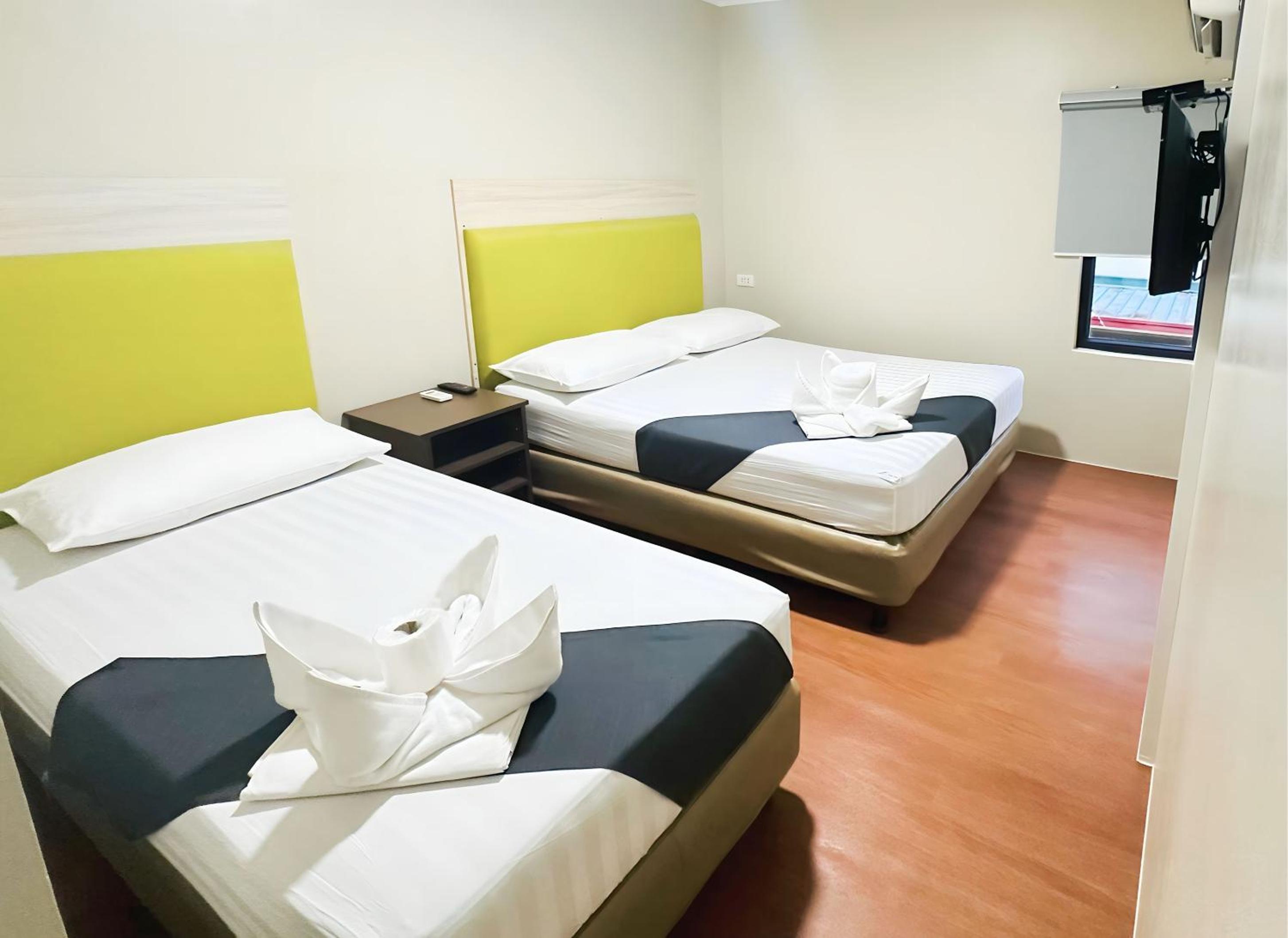 Standard Triple Room - Photo 2