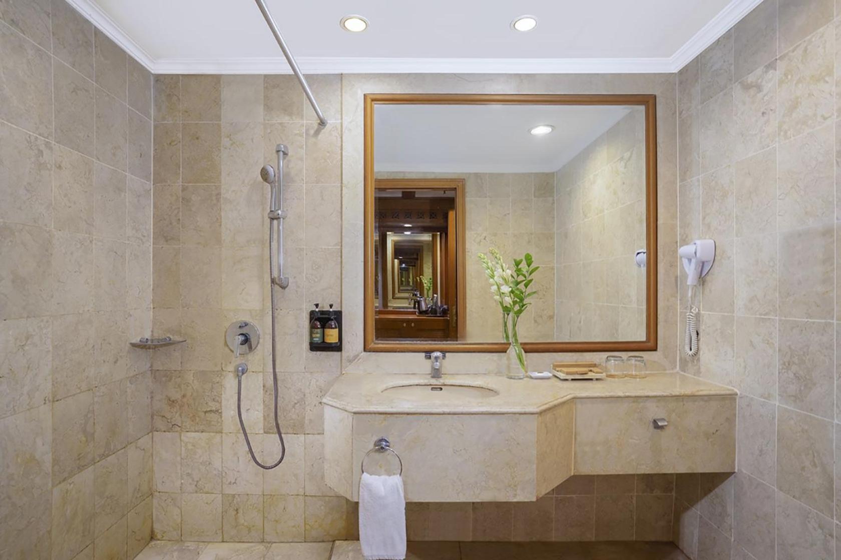 Executive King Room photo 2