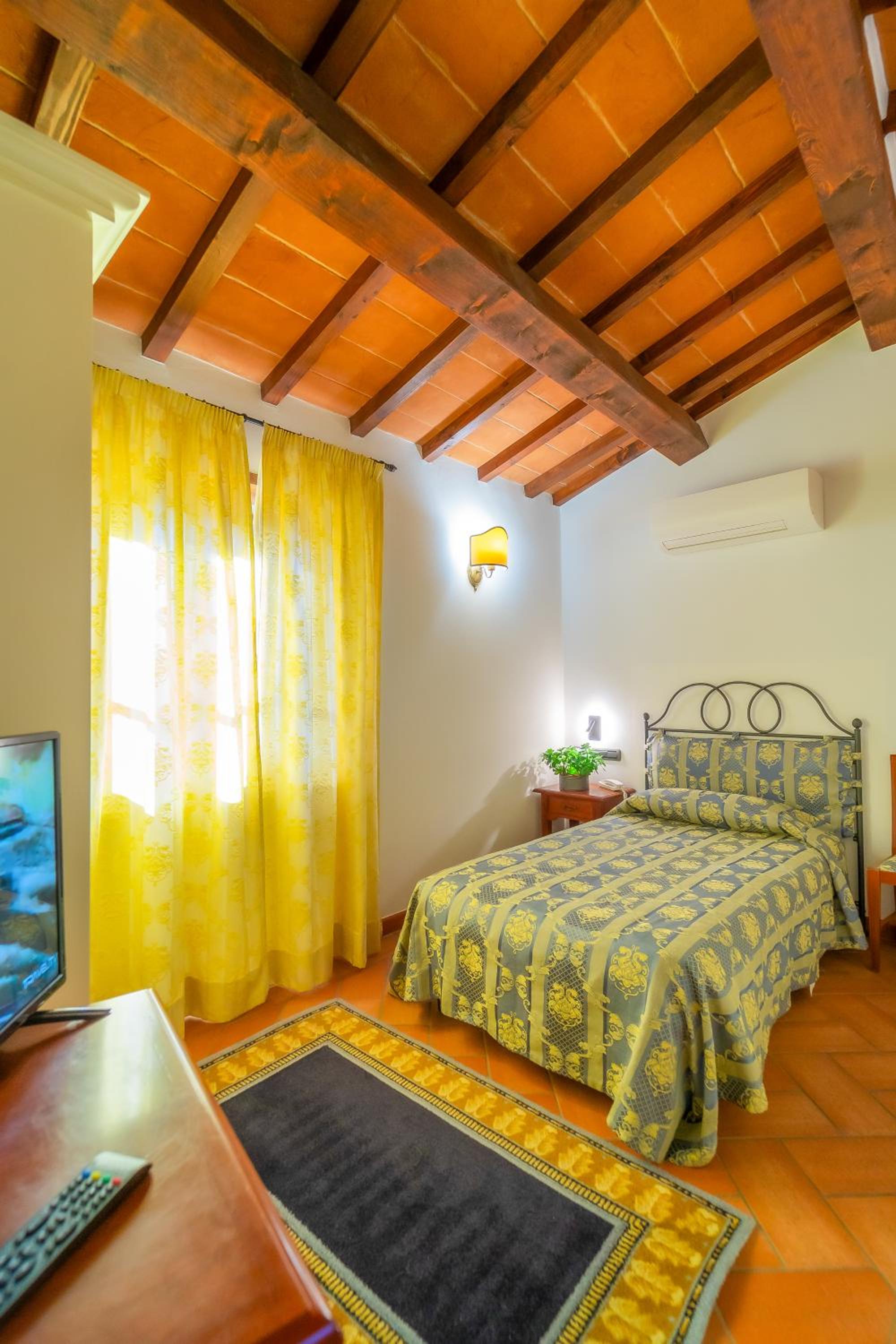 Economy Single Room