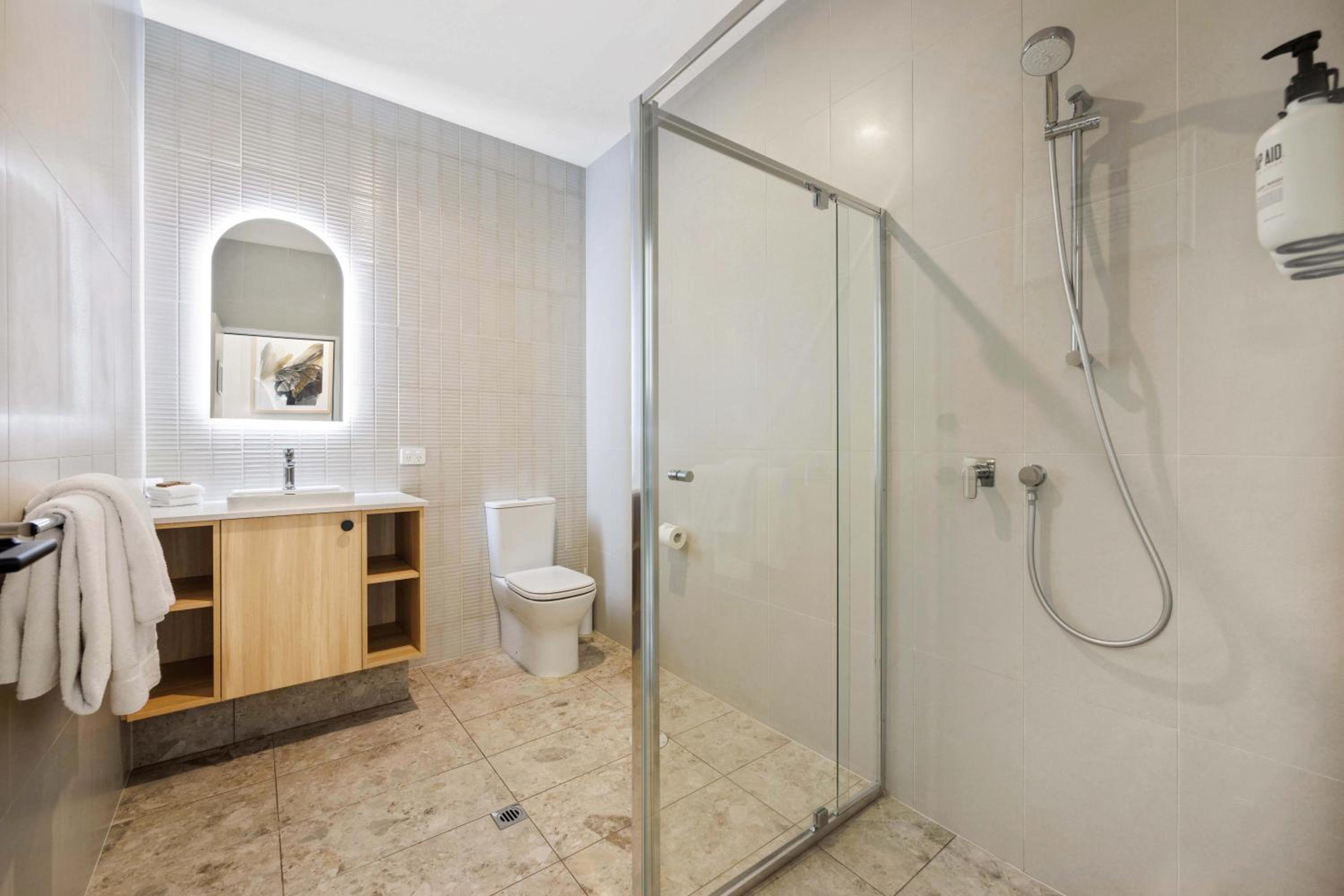 King Executive Suite