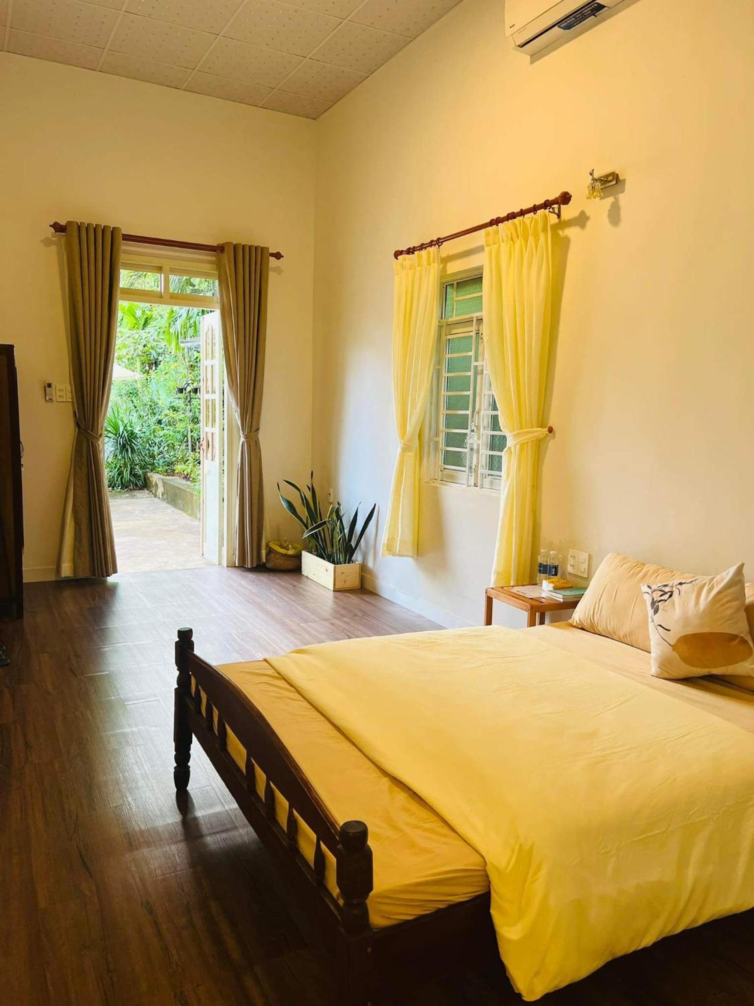 Standard Double Room With Shared Bathroom photo 1