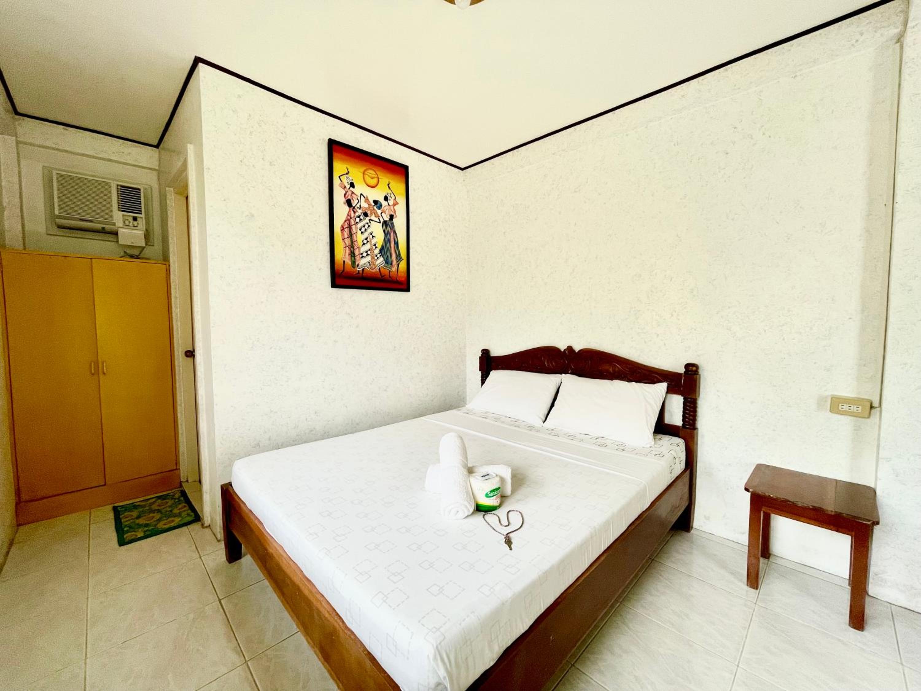 Double Room with Garden View - Photo 2