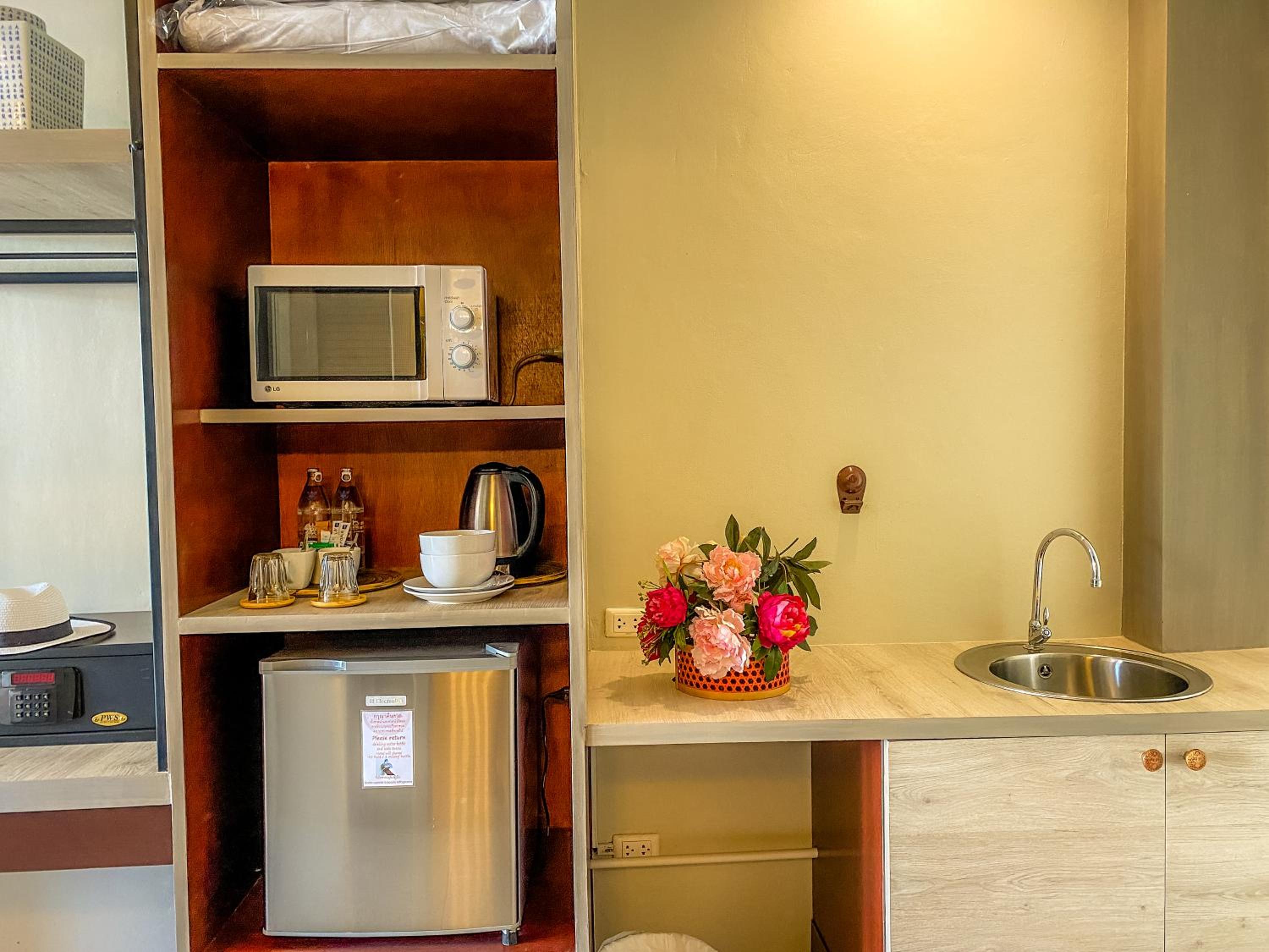 Double or Twin Room with Balcony - Photo 5