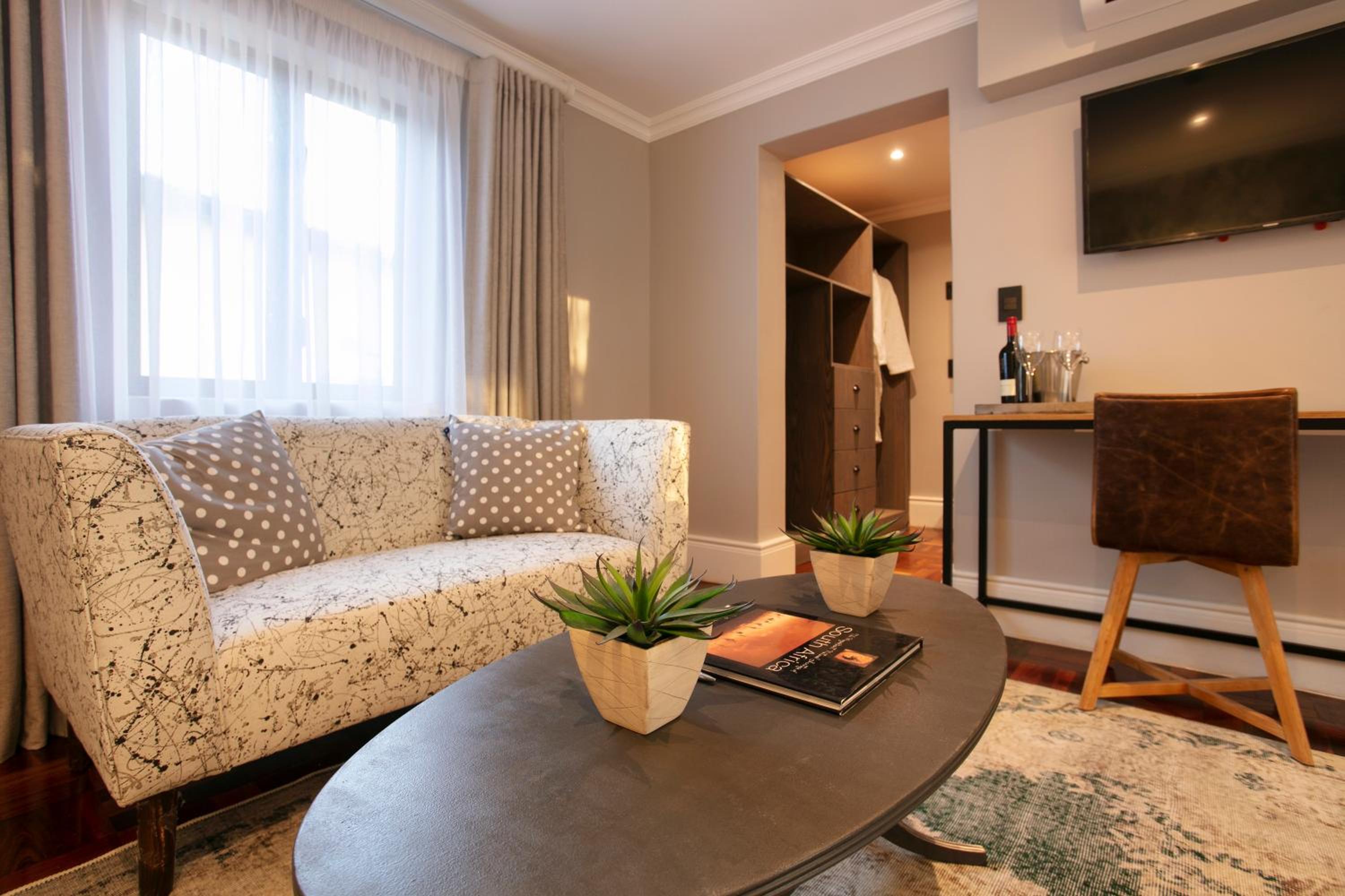 Luxury Double Room - Photo 12
